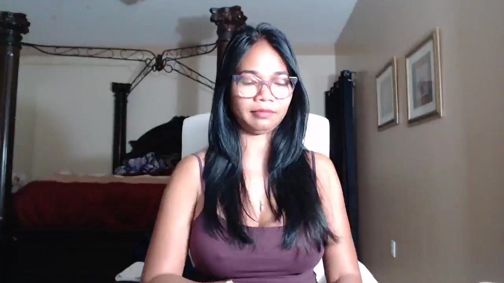 Gallery image thumbnail from Littlekai2030's myfreecams stream on, 04/14/2026, 04:22 image 16 of 20