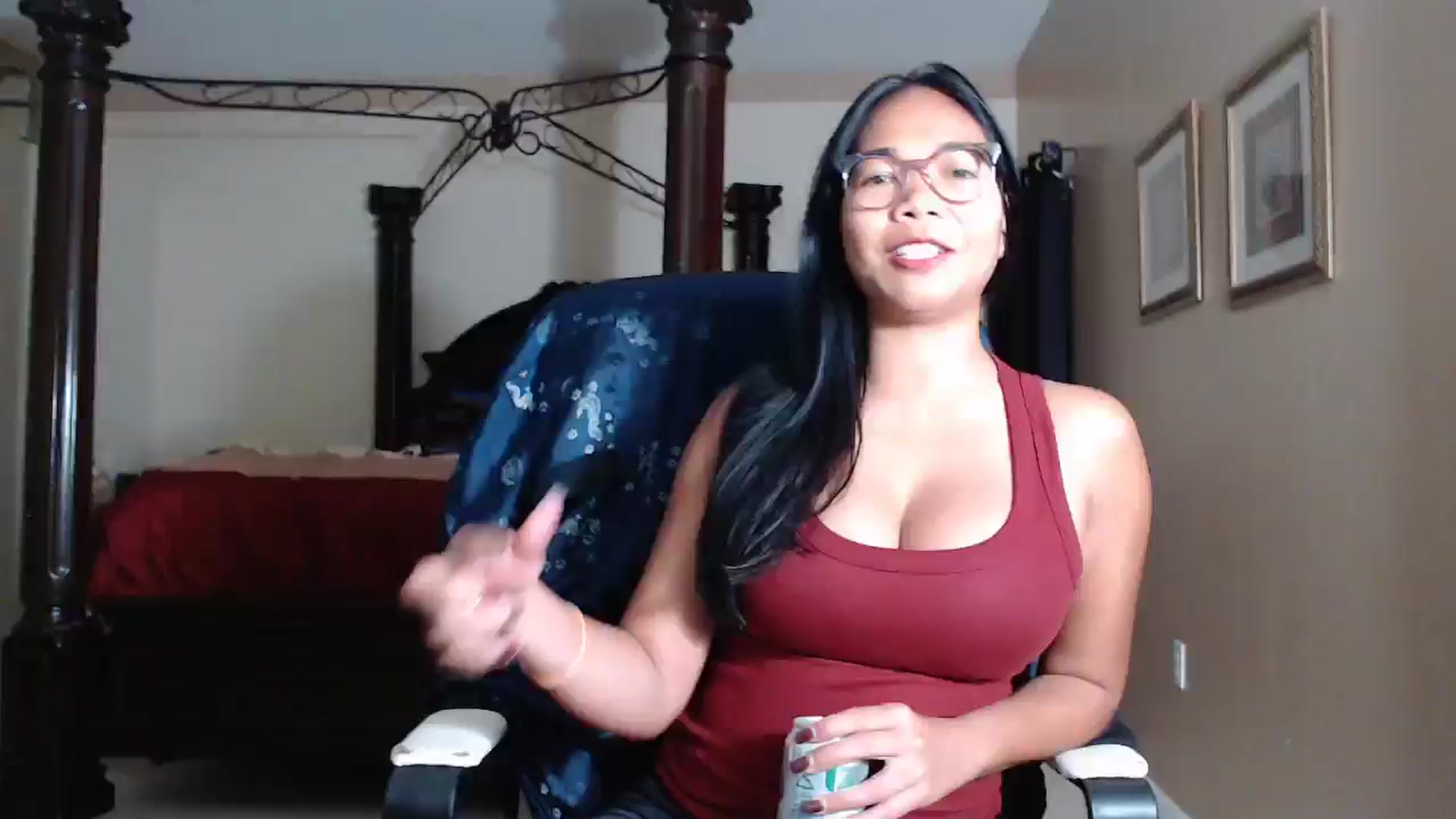Gallery image thumbnail from Littlekai2030's myfreecams stream on, 04/19/2026, 02:14 image 10 of 20