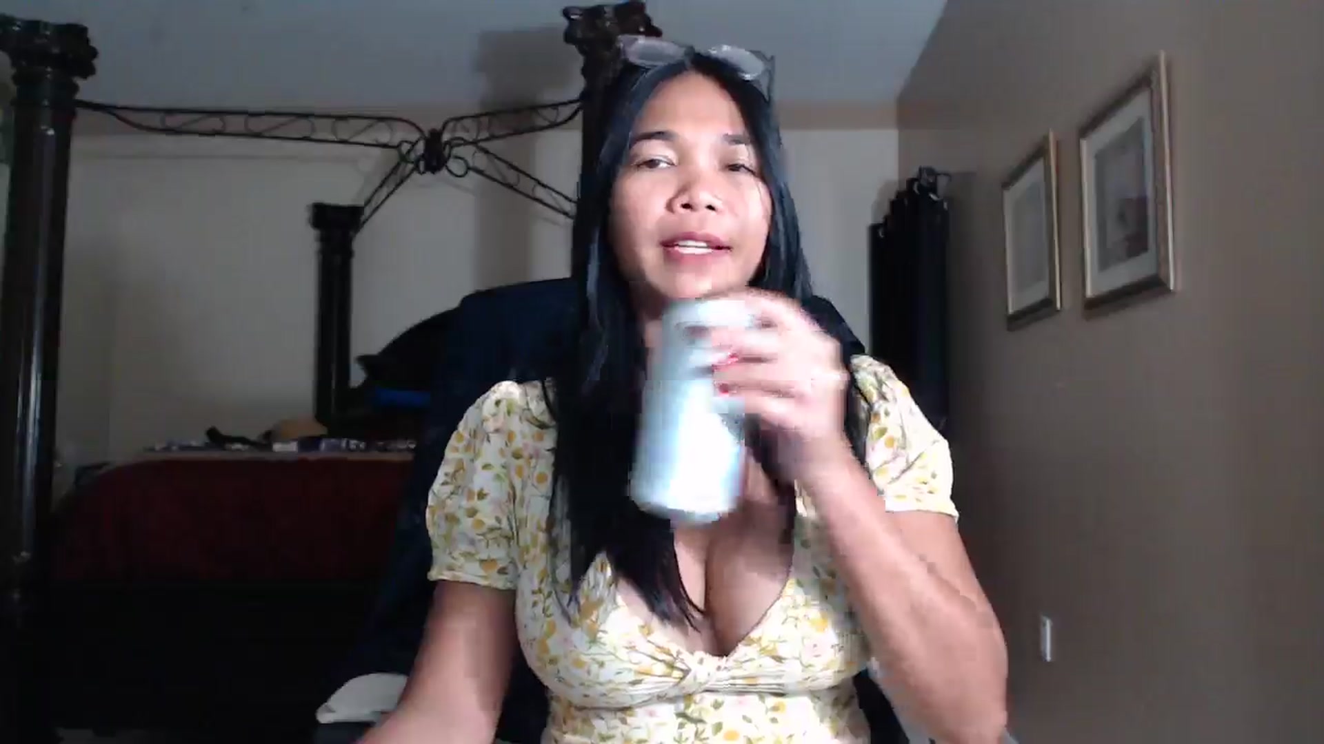 Gallery image thumbnail from Littlekai2030's myfreecams stream on, 04/21/2026, 03:38 image 18 of 20