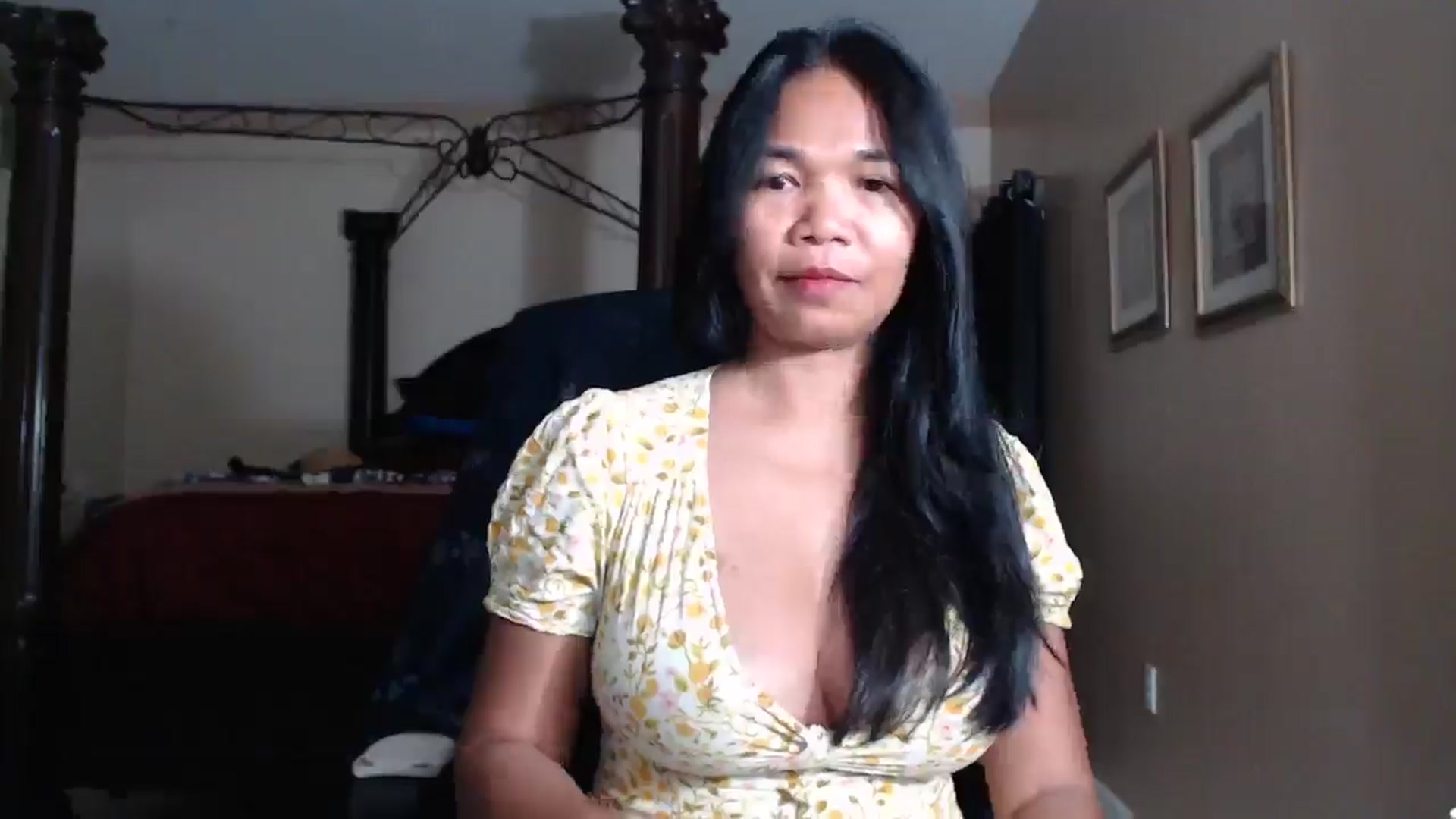 Gallery image thumbnail from Littlekai2030's myfreecams stream on, 04/21/2026, 03:38 image 11 of 20