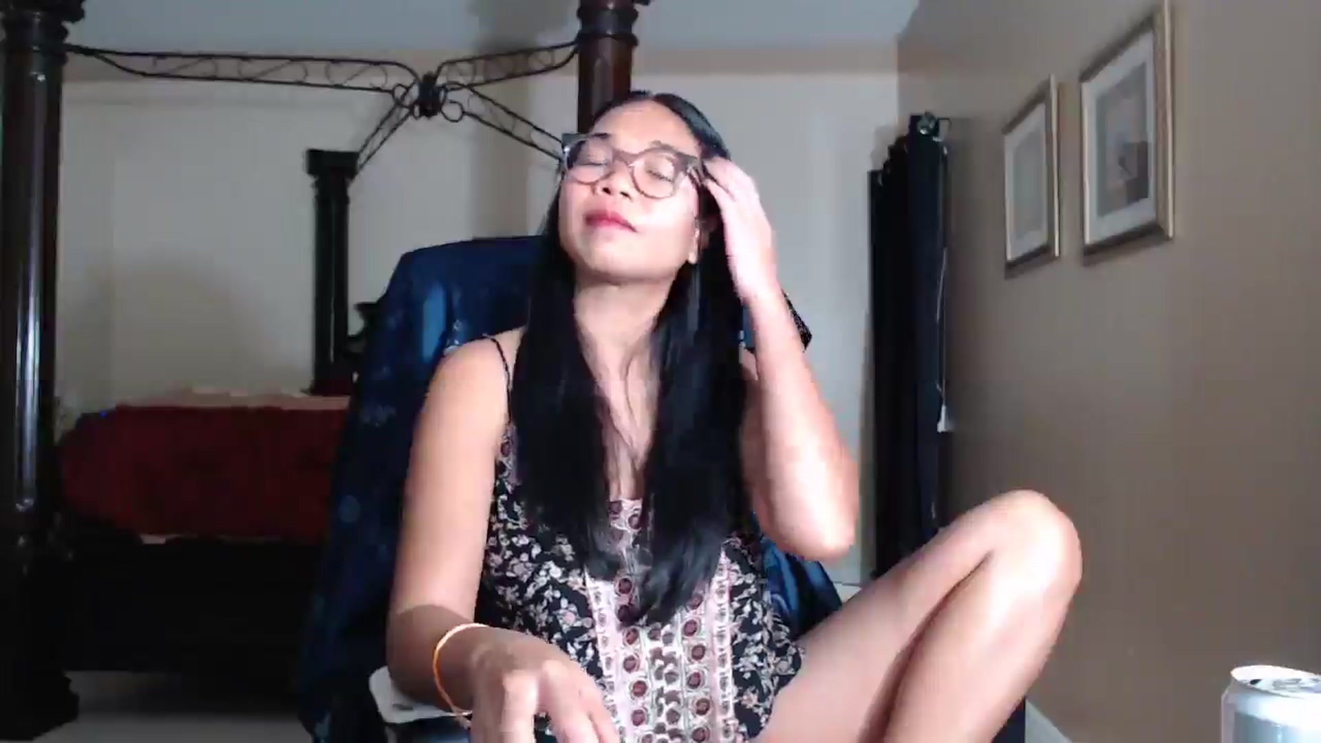 Gallery image thumbnail from Littlekai2030's myfreecams stream on, 04/22/2026, 03:53 image 14 of 20