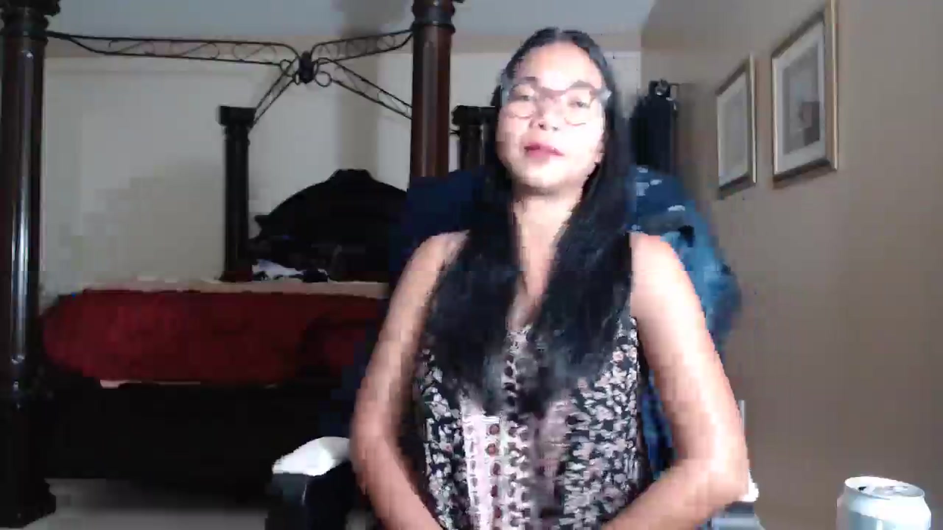 Gallery image thumbnail from Littlekai2030's myfreecams stream on, 04/22/2026, 03:53 image 12 of 20