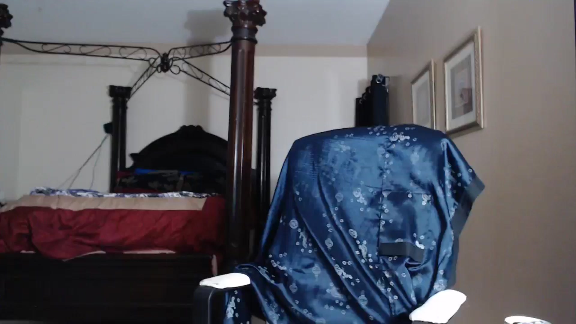 Gallery image thumbnail from Littlekai2030's myfreecams stream on, 04/23/2026, 03:14 image 15 of 20