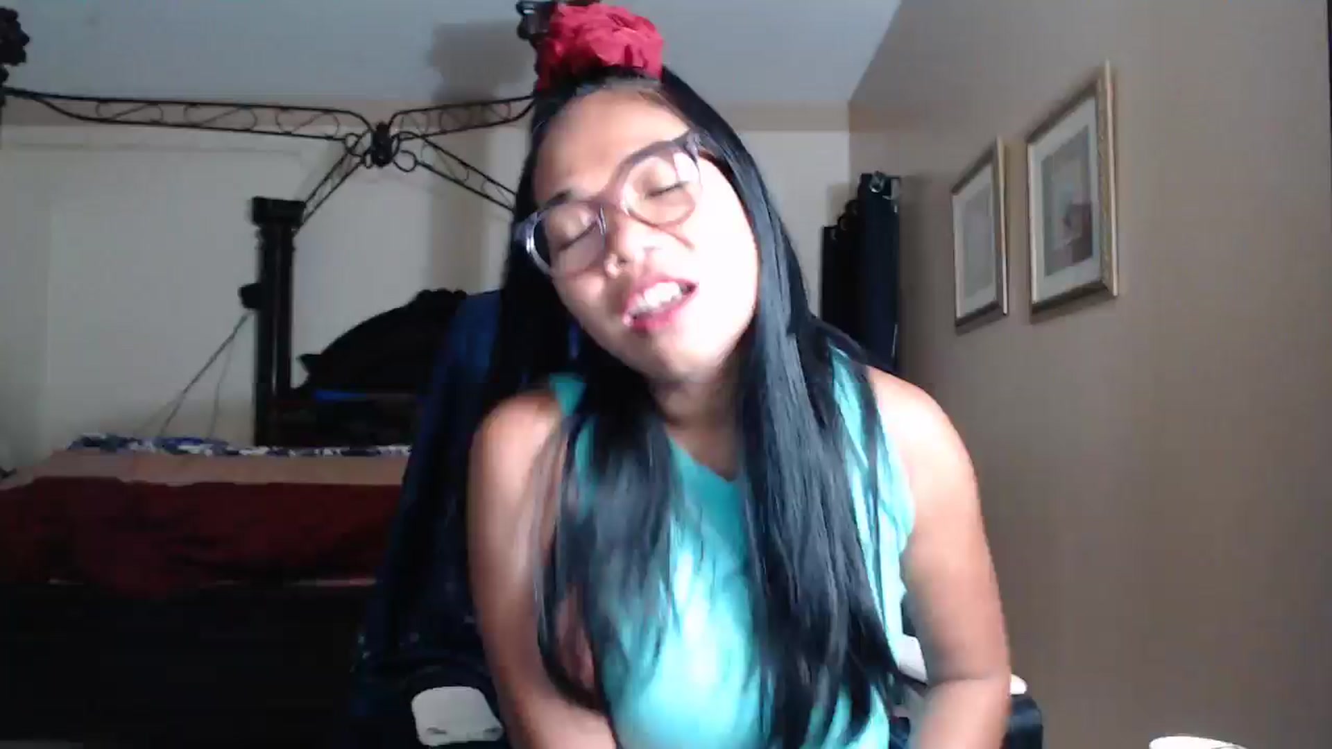 Gallery image thumbnail from Littlekai2030's myfreecams stream on, 04/23/2026, 03:14 image 14 of 20
