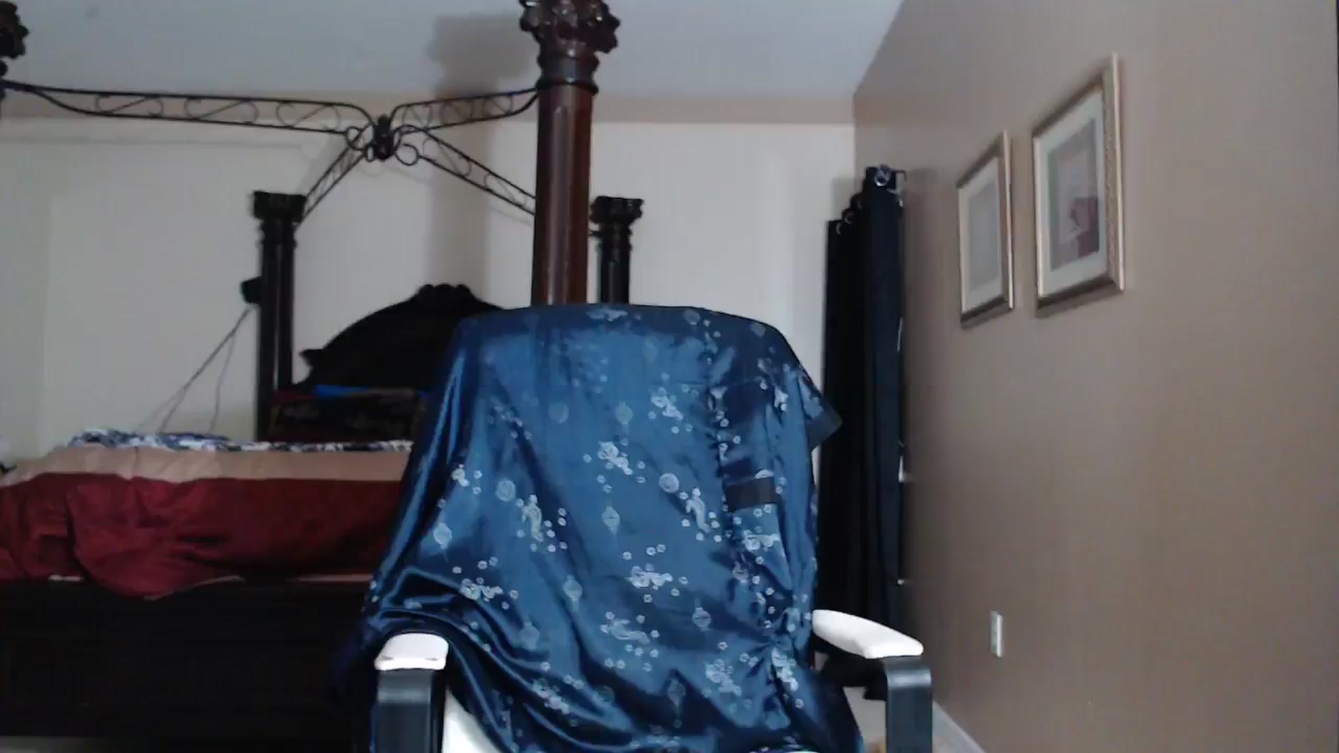 Gallery image thumbnail from Littlekai2030's myfreecams stream on, 04/23/2026, 03:14 image 1 of 20