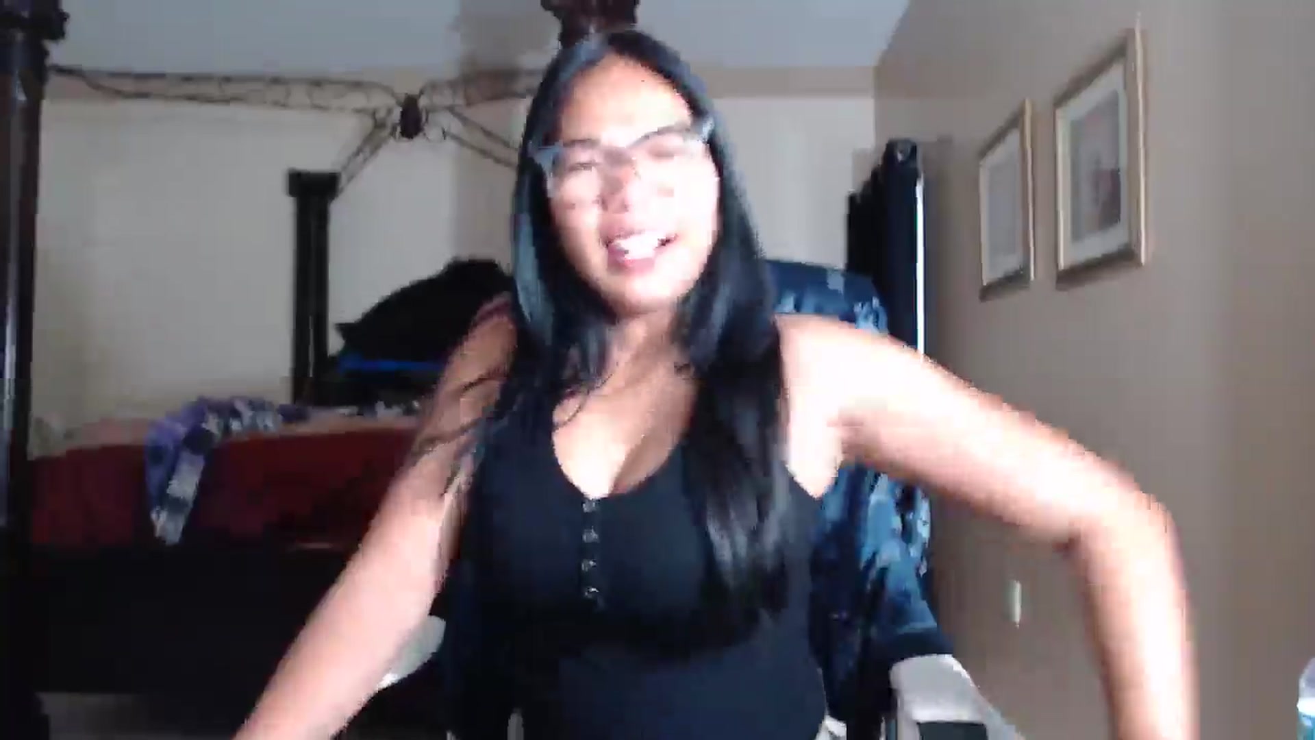 Gallery image thumbnail from Littlekai2030's myfreecams stream on, 04/27/2026, 24:00 image 7 of 20