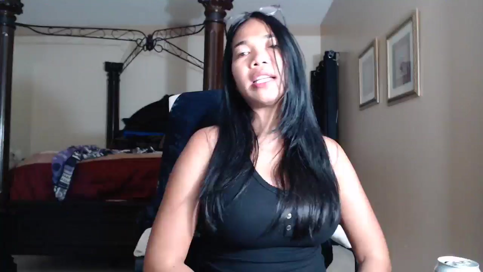 Gallery image thumbnail from Littlekai2030's myfreecams stream on, 04/27/2026, 01:39 image 20 of 20