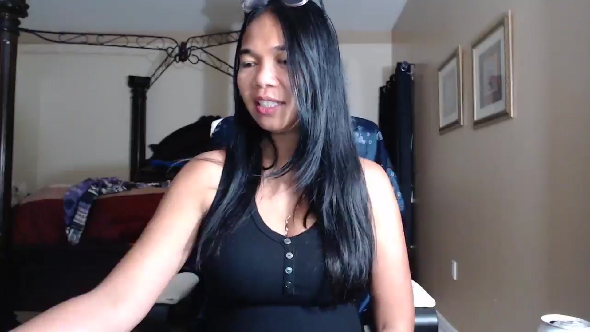 Gallery image thumbnail from Littlekai2030's myfreecams stream on, 04/27/2026, 01:39 image 2 of 20