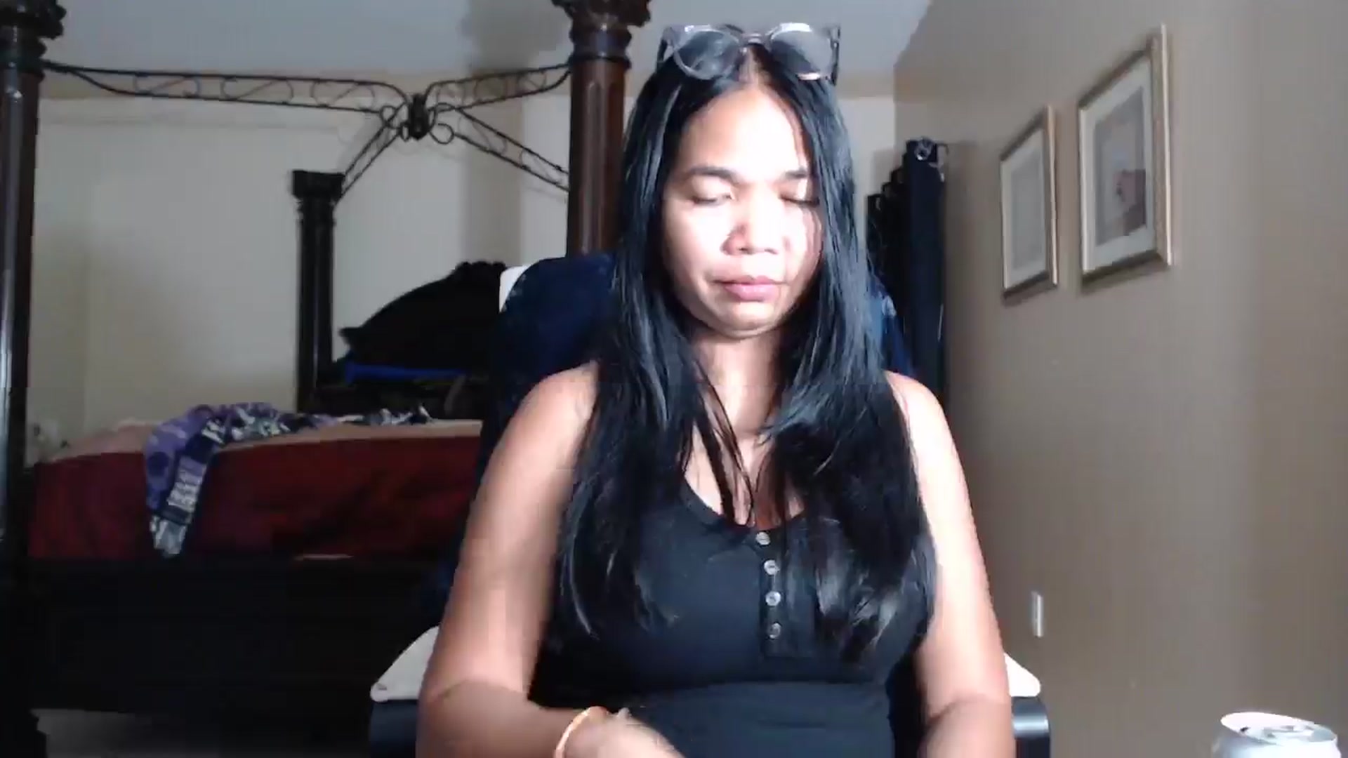 Gallery image thumbnail from Littlekai2030's myfreecams stream on, 04/27/2026, 01:39 image 18 of 20