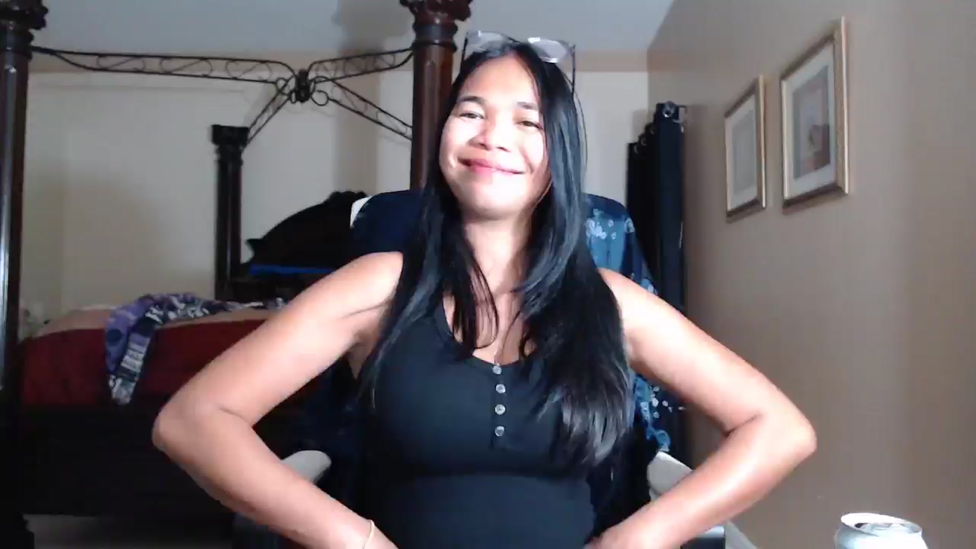 Gallery image thumbnail from Littlekai2030's myfreecams stream on, 04/27/2026, 01:39 image 8 of 20
