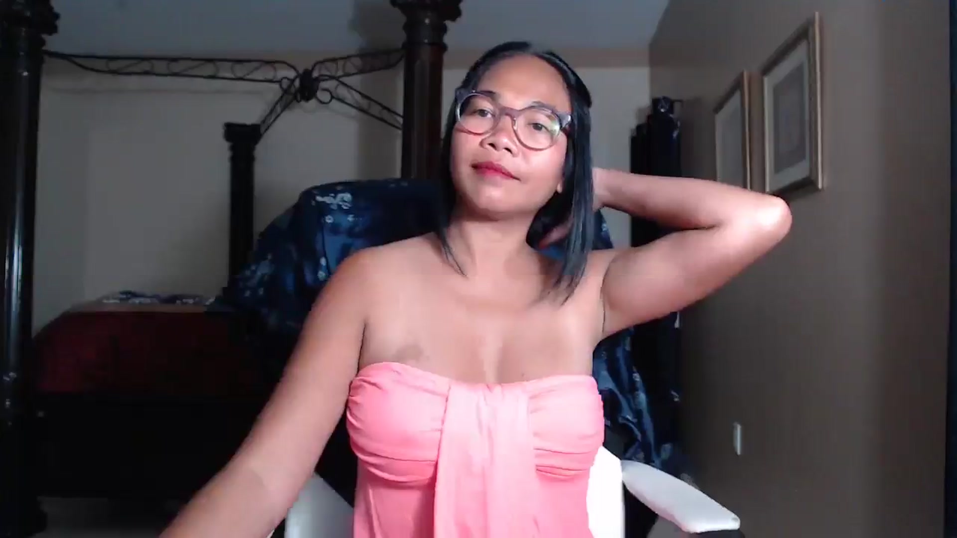 Gallery image thumbnail from Littlekai2030's myfreecams stream on, 05/04/2026, 24:18 image 9 of 20