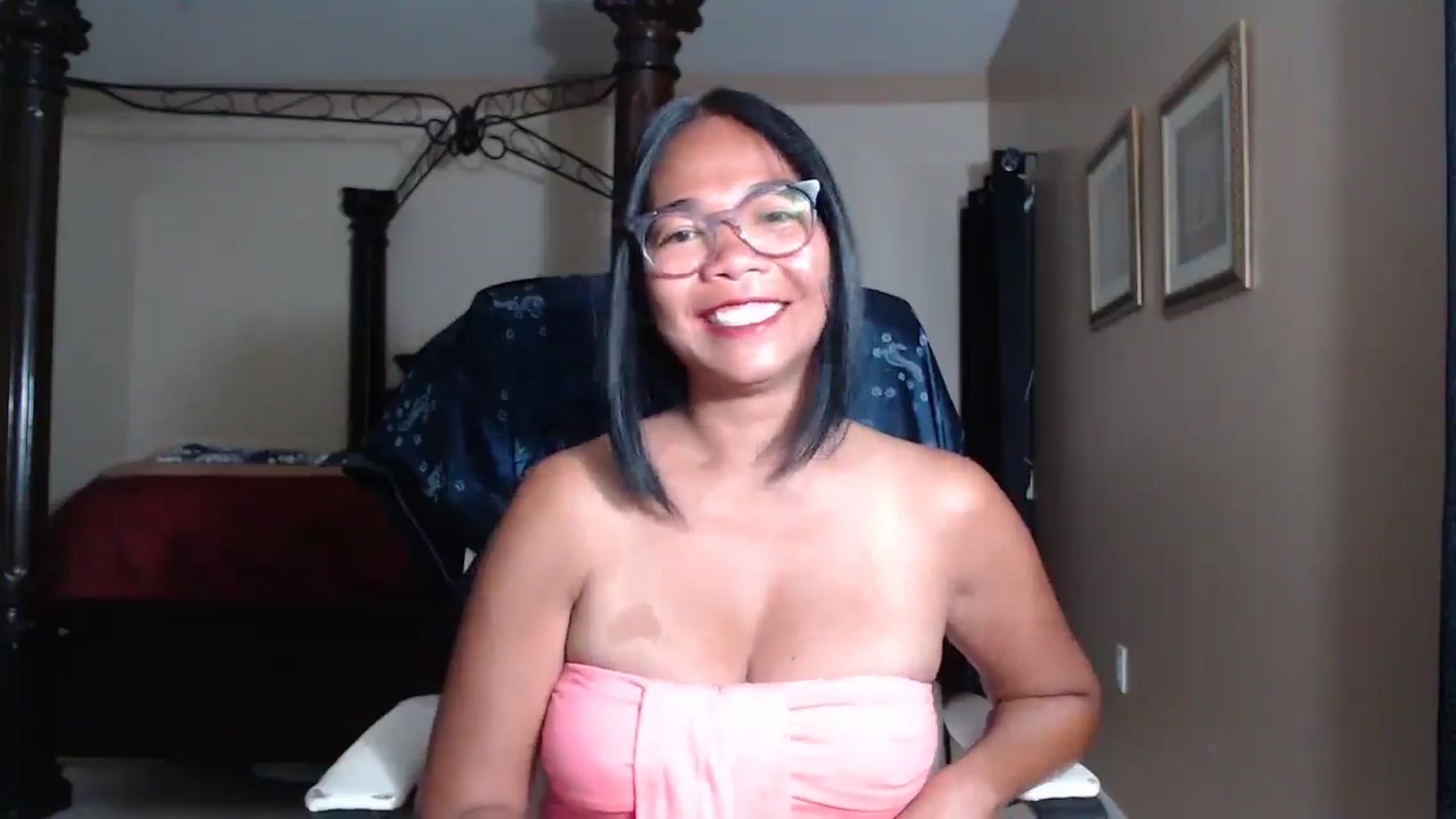 Gallery image thumbnail from Littlekai2030's myfreecams stream on, 05/04/2026, 24:18 image 4 of 20