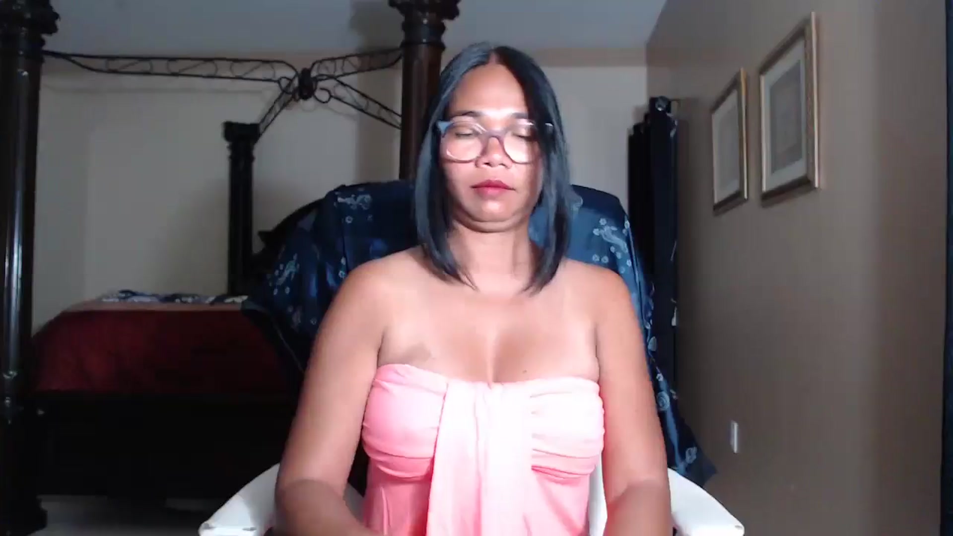 Gallery image thumbnail from Littlekai2030's myfreecams stream on, 05/04/2026, 24:18 image 10 of 20