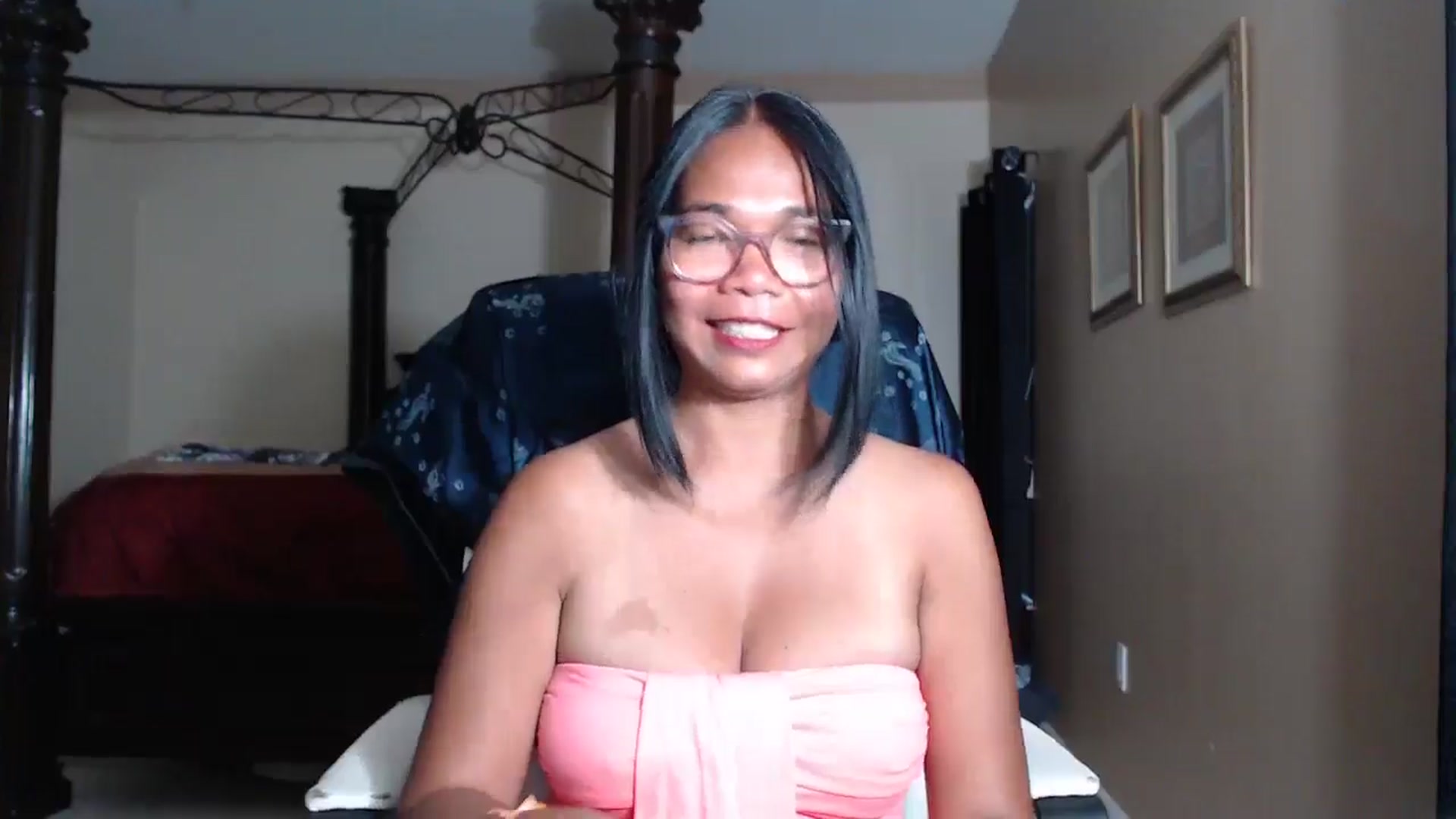 Gallery image thumbnail from Littlekai2030's myfreecams stream on, 05/04/2026, 24:18 image 3 of 20