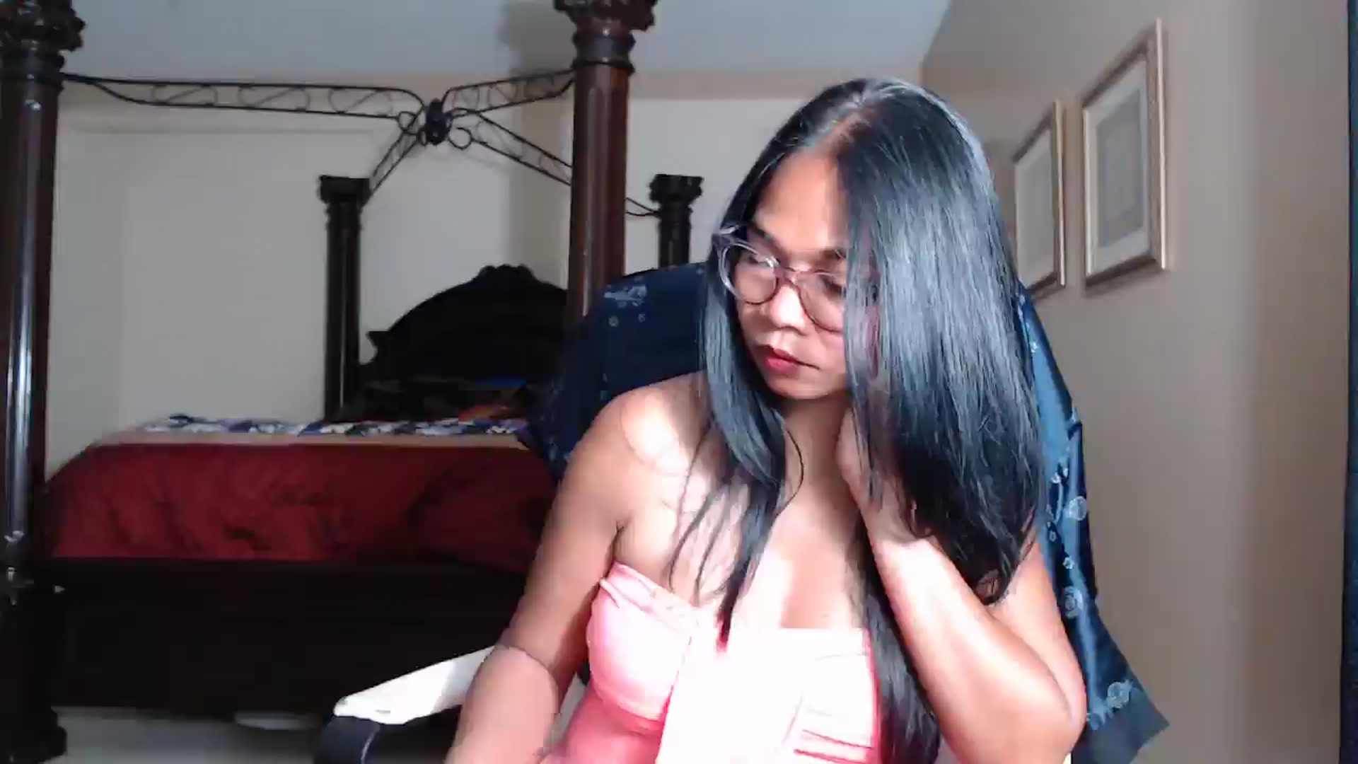 Gallery image thumbnail from Littlekai2030's myfreecams stream on, 05/04/2026, 24:18 image 16 of 20