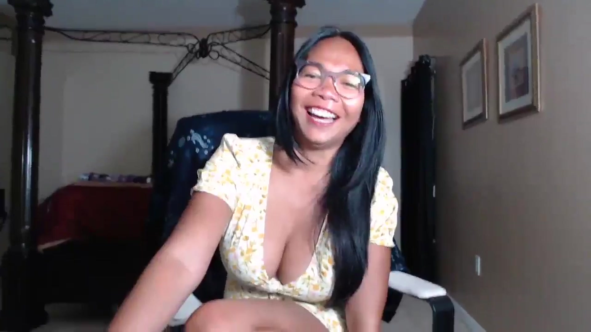 Gallery image thumbnail from Littlekai2030's myfreecams stream on, 05/05/2026, 03:47 image 4 of 20