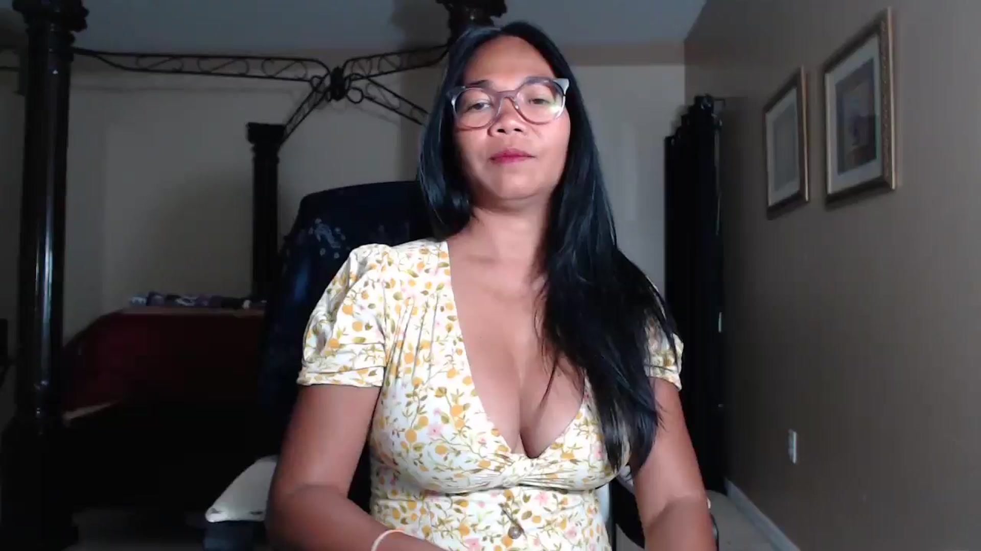 Gallery image thumbnail from Littlekai2030's myfreecams stream on, 05/05/2026, 03:47 image 8 of 20