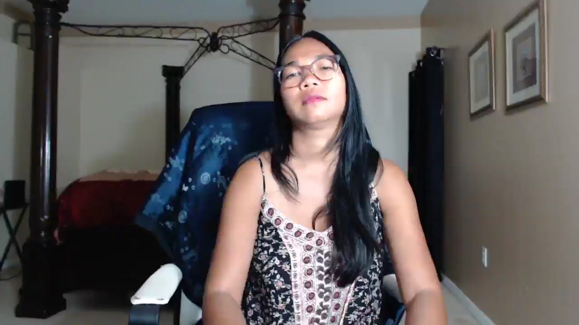 Gallery image thumbnail from Littlekai2030's myfreecams stream on, 05/06/2026, 03:22 image 3 of 20