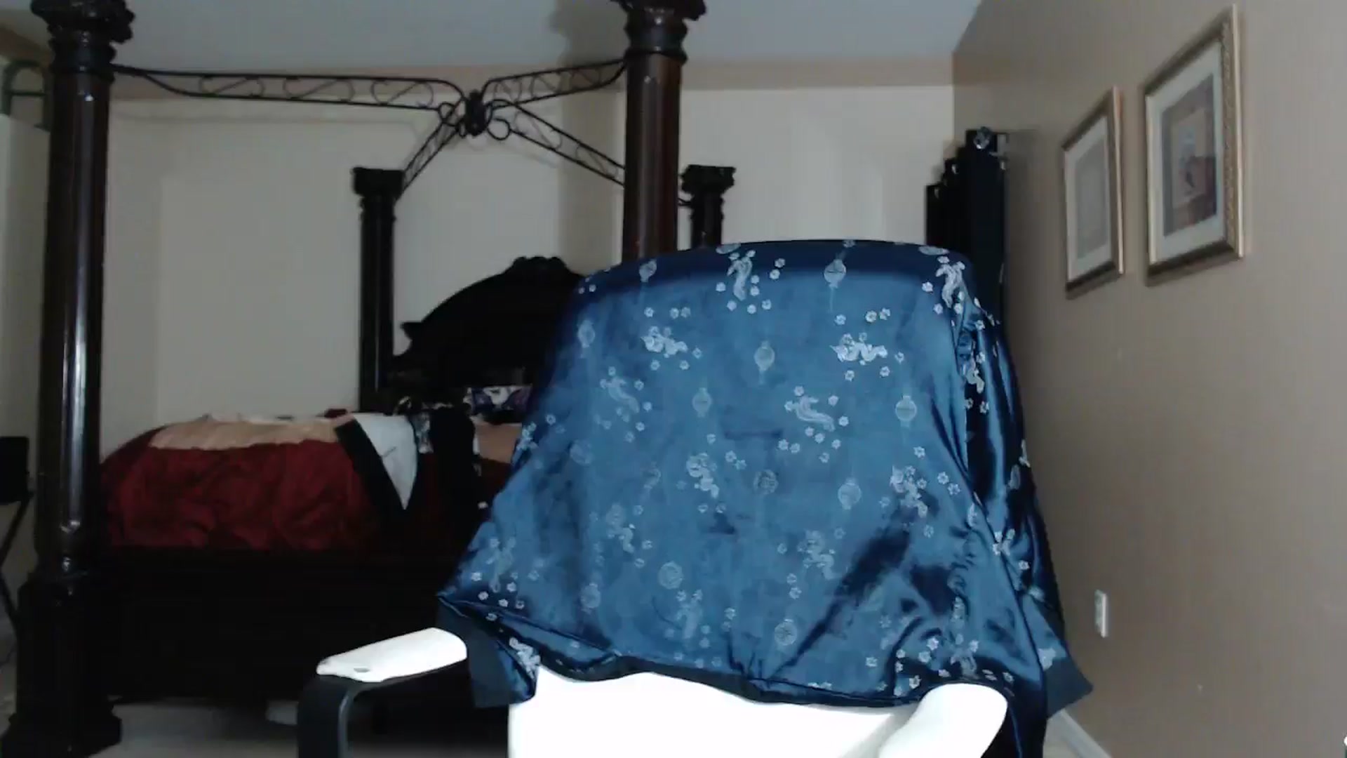 Gallery image thumbnail from Littlekai2030's myfreecams stream on, 05/07/2026, 04:07 image 2 of 20