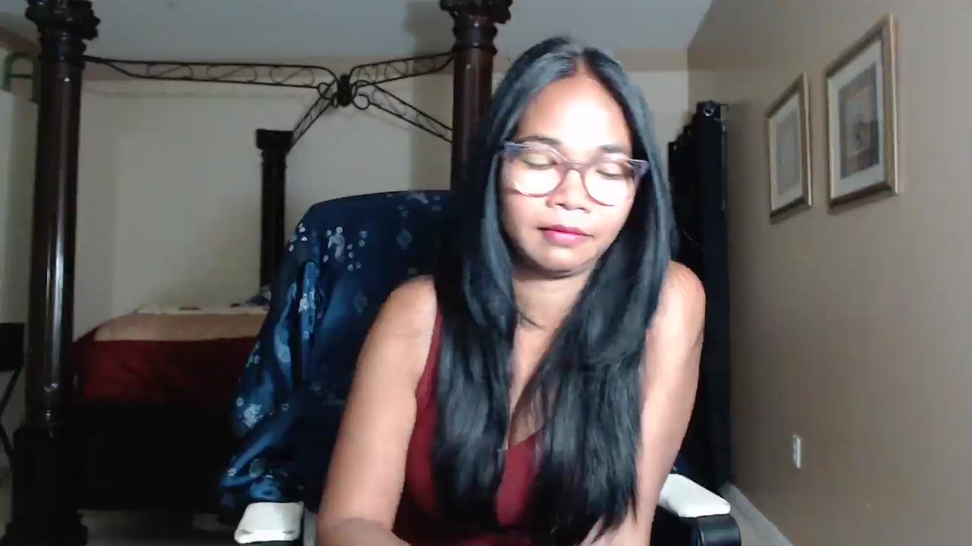 Gallery image thumbnail from Littlekai2030's myfreecams stream on, 05/08/2026, 03:02 image 6 of 20