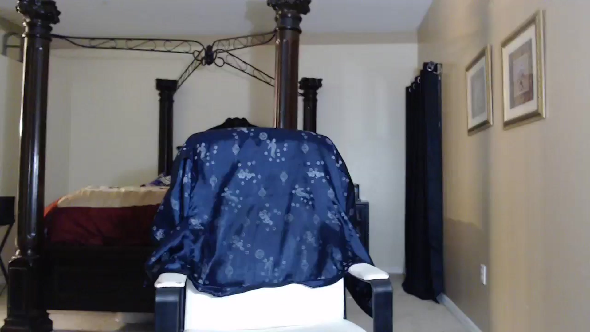 Gallery image thumbnail from Littlekai2030's myfreecams stream on, 05/08/2026, 03:02 image 1 of 20