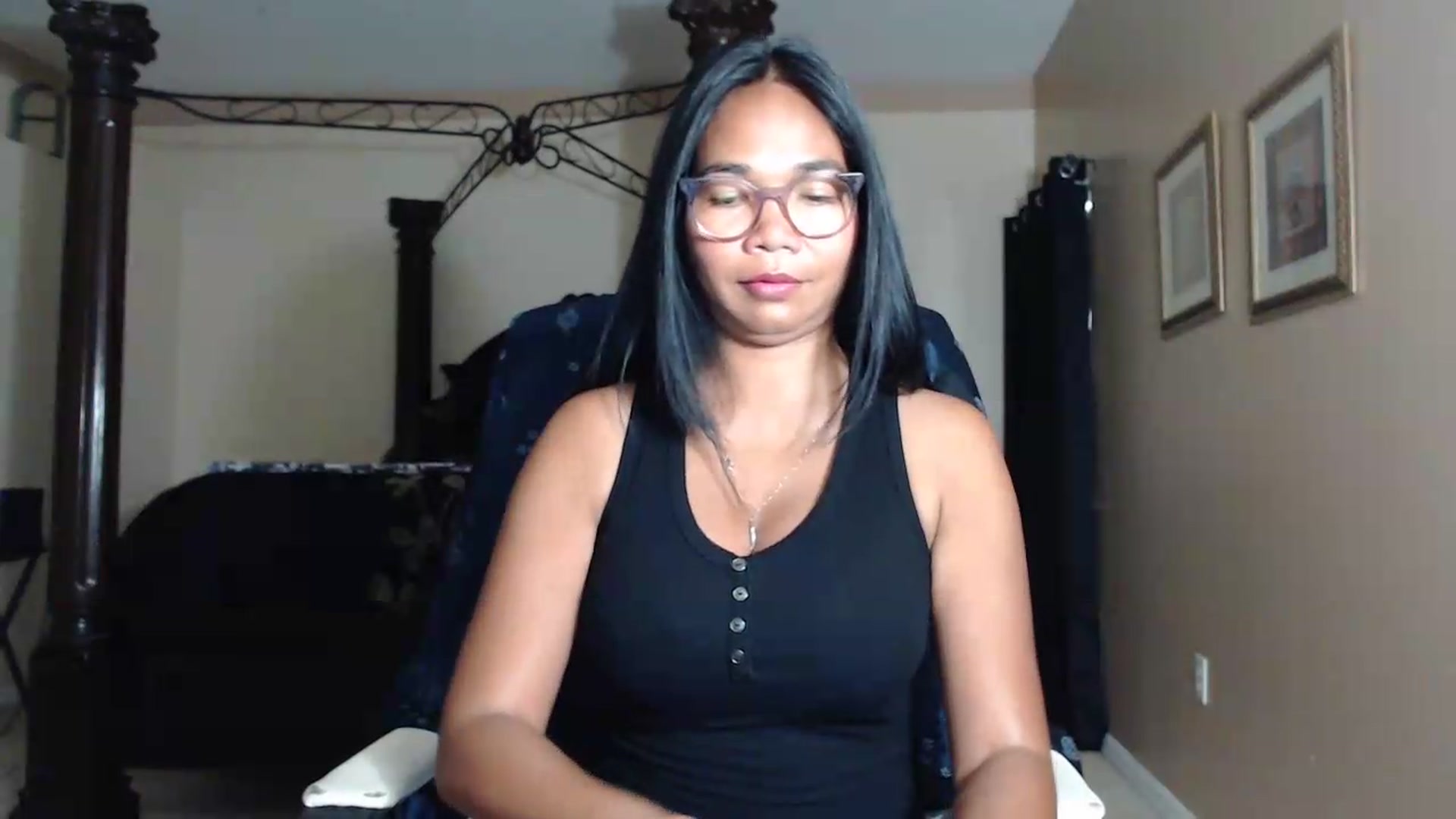 Gallery image thumbnail from Littlekai2030's myfreecams stream on, 05/11/2026, 24:01 image 12 of 20