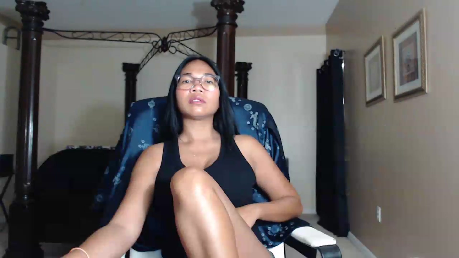Gallery image thumbnail from Littlekai2030's myfreecams stream on, 05/11/2026, 24:01 image 10 of 20