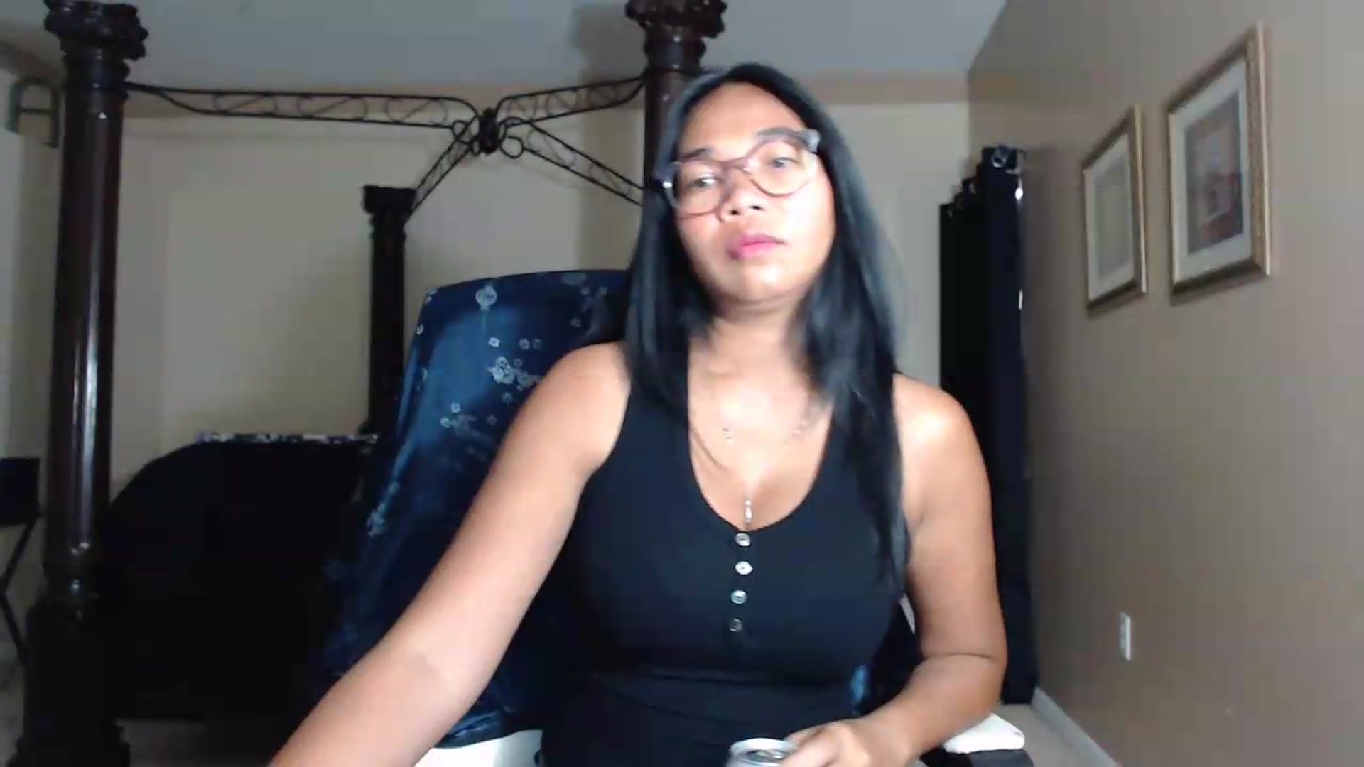 Gallery image thumbnail from Littlekai2030's myfreecams stream on, 05/11/2026, 24:01 image 11 of 20