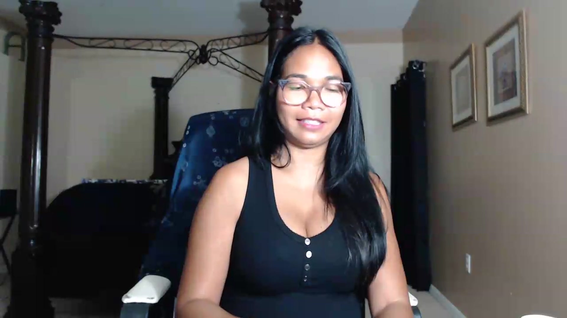 Gallery image thumbnail from Littlekai2030's myfreecams stream on, 05/11/2026, 03:41 image 16 of 20
