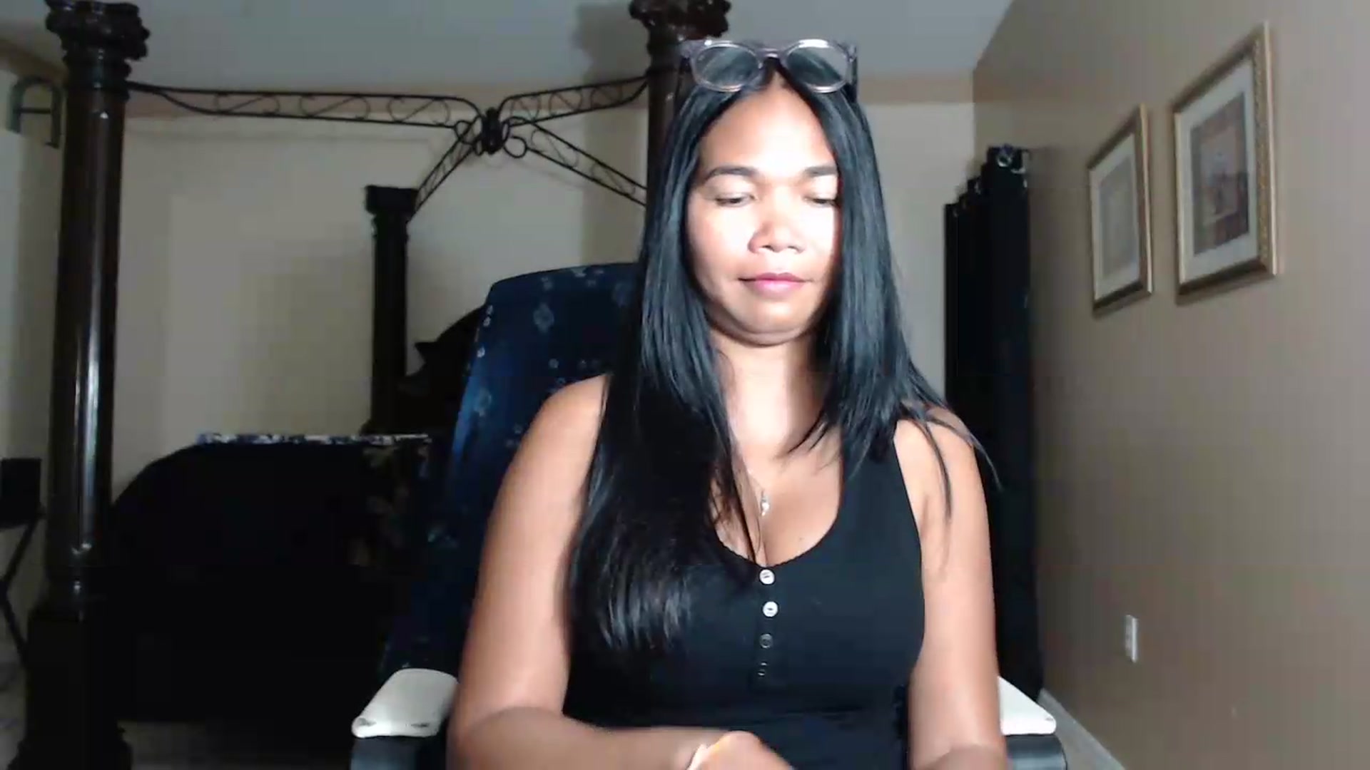 Gallery image thumbnail from Littlekai2030's myfreecams stream on, 05/11/2026, 03:41 image 13 of 20