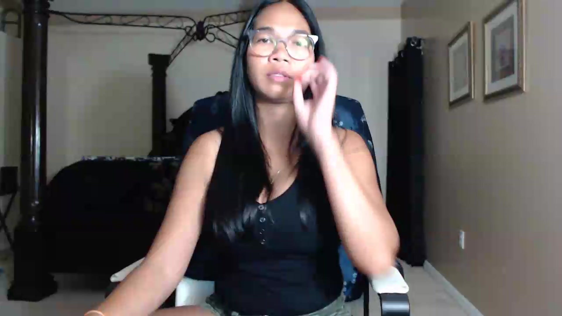 Gallery image thumbnail from Littlekai2030's myfreecams stream on, 05/11/2026, 03:41 image 8 of 20