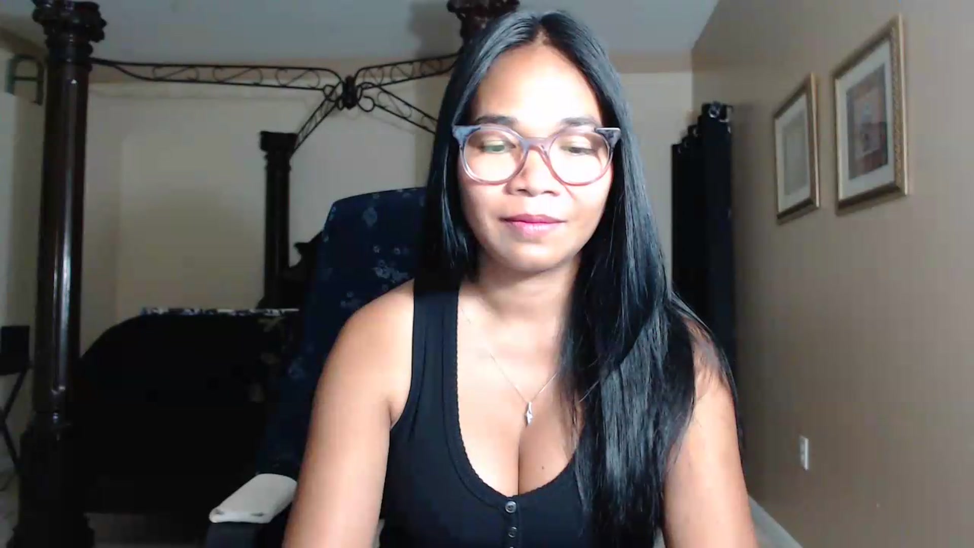 Gallery image thumbnail from Littlekai2030's myfreecams stream on, 05/11/2026, 03:41 image 9 of 20