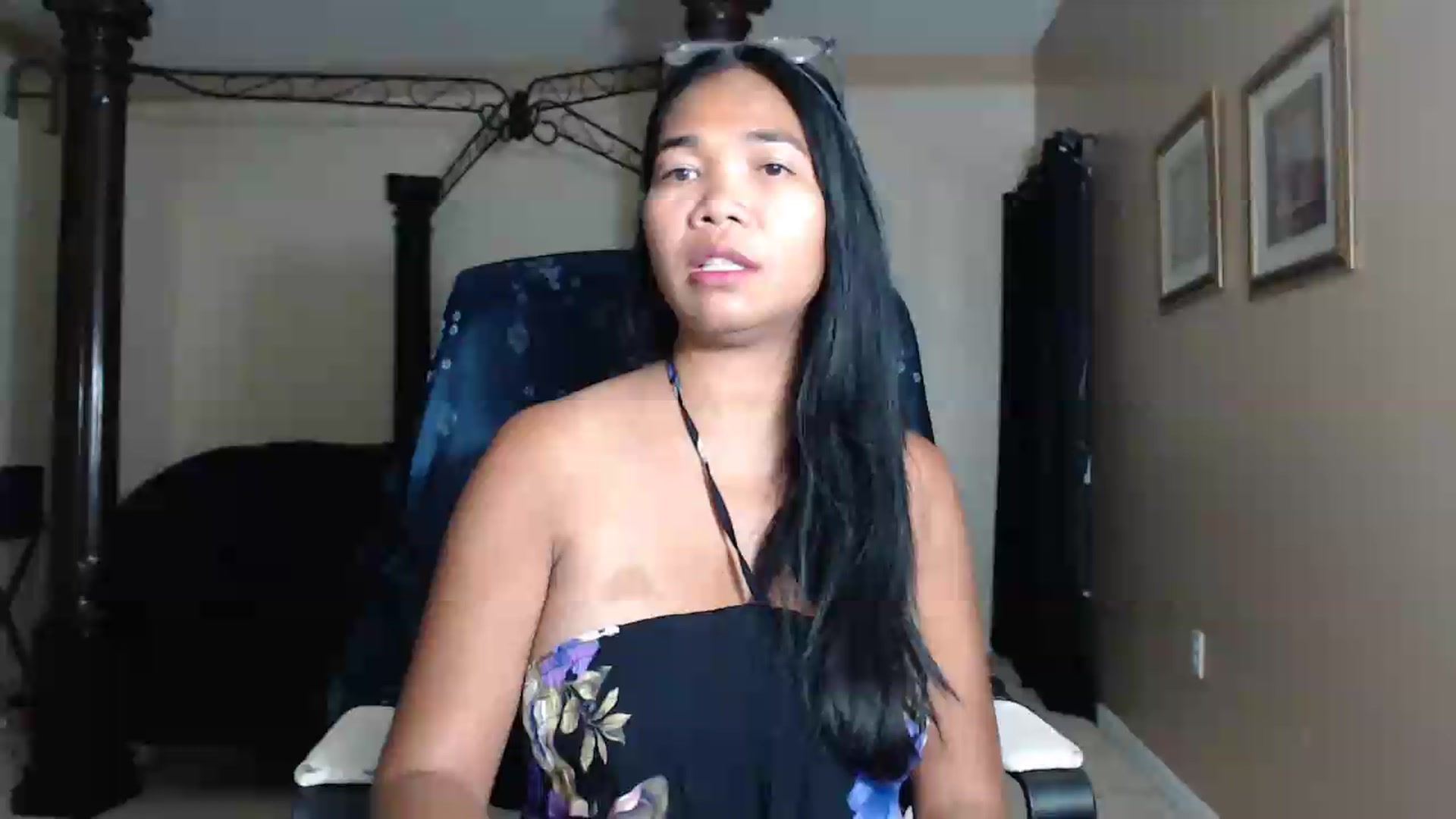 Gallery image thumbnail from Littlekai2030's myfreecams stream on, 05/12/2026, 03:34 image 14 of 20