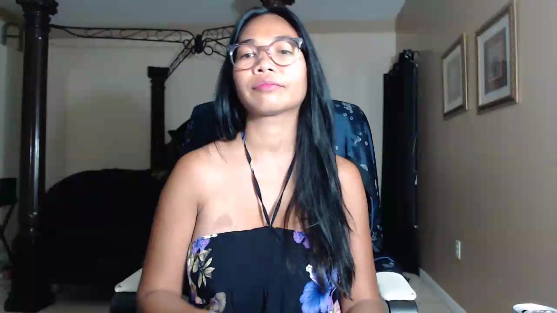 Gallery image thumbnail from Littlekai2030's myfreecams stream on, 05/12/2026, 03:34 image 12 of 20
