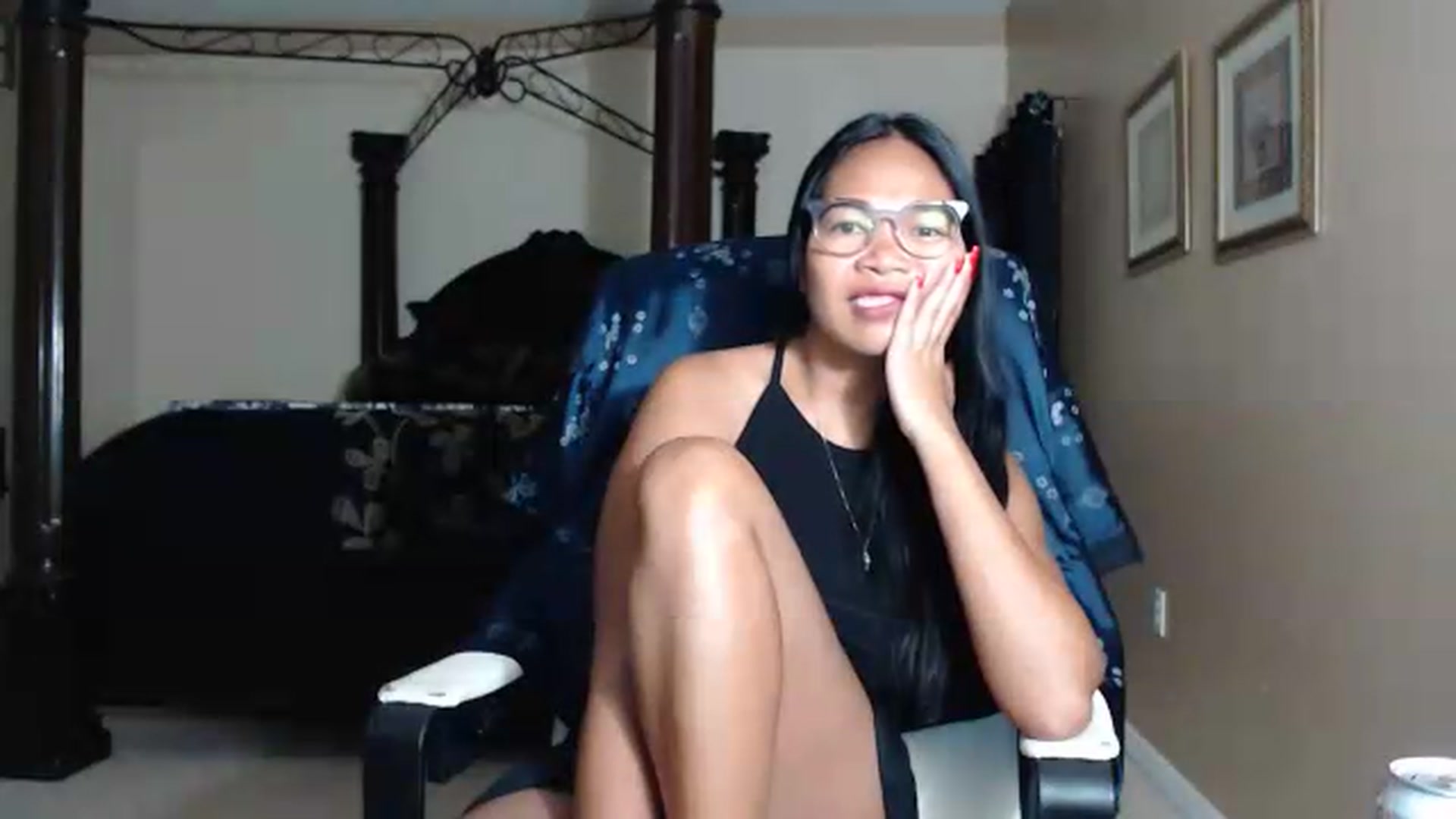 Gallery image thumbnail from Littlekai2030's myfreecams stream on, 05/15/2026, 03:54 image 7 of 20