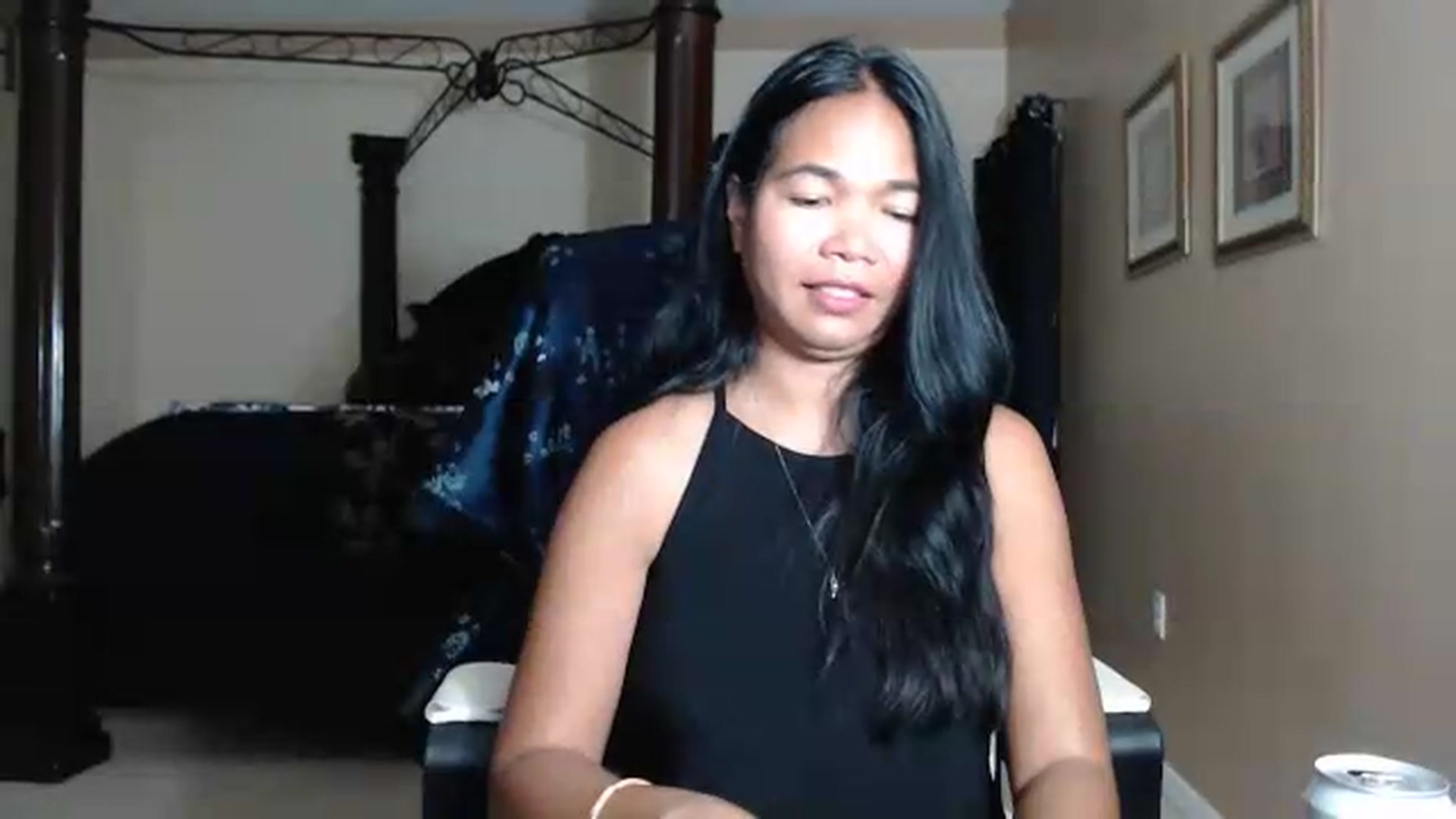 Gallery image thumbnail from Littlekai2030's myfreecams stream on, 05/15/2026, 03:54 image 19 of 20