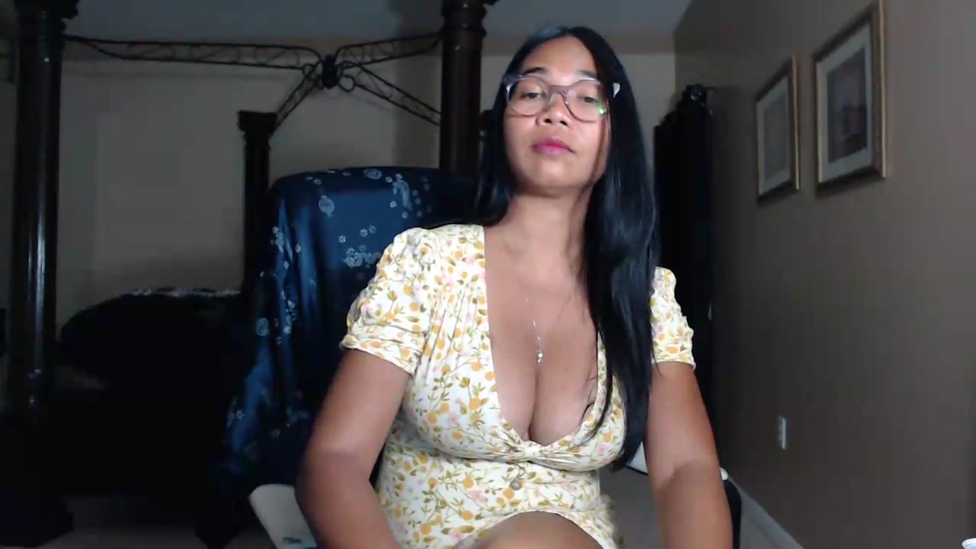 Gallery image thumbnail from Littlekai2030's myfreecams stream on, 05/16/2026, 02:21 image 9 of 20