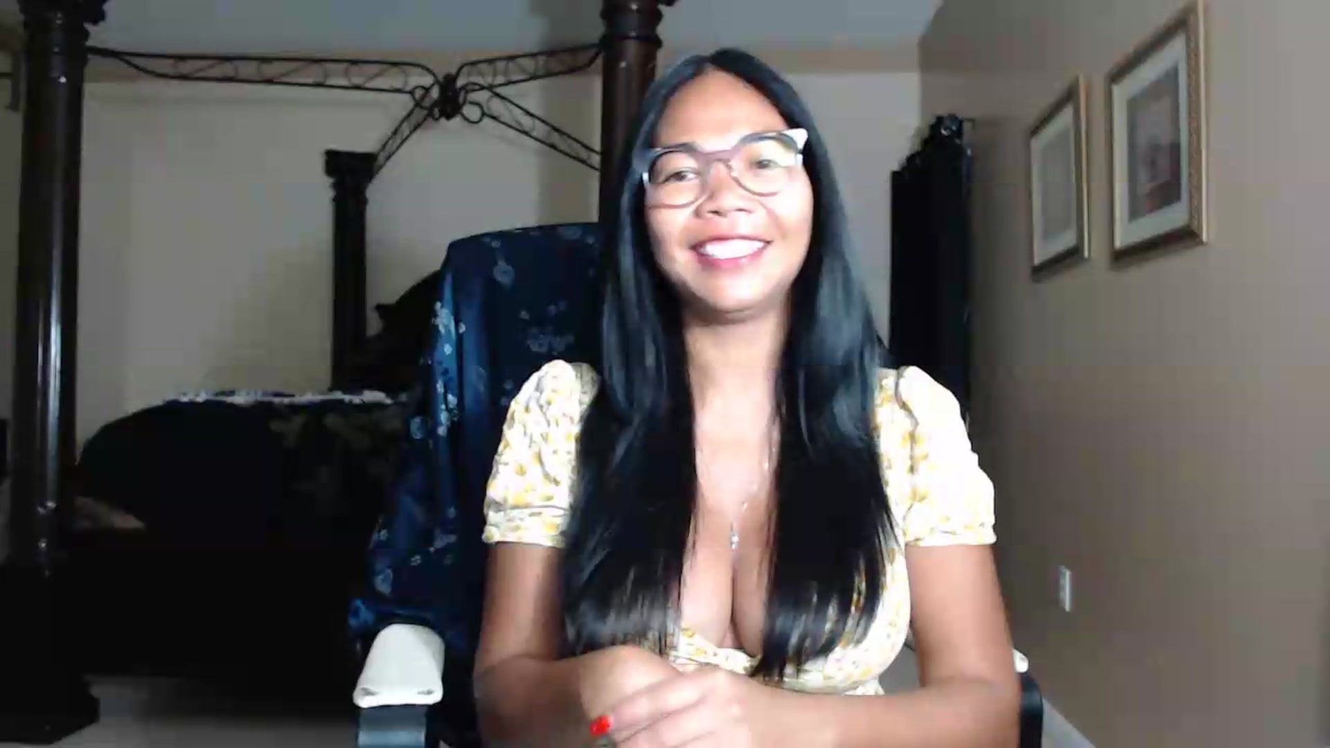 Gallery image thumbnail from Littlekai2030's myfreecams stream on, 05/16/2026, 02:21 image 2 of 20