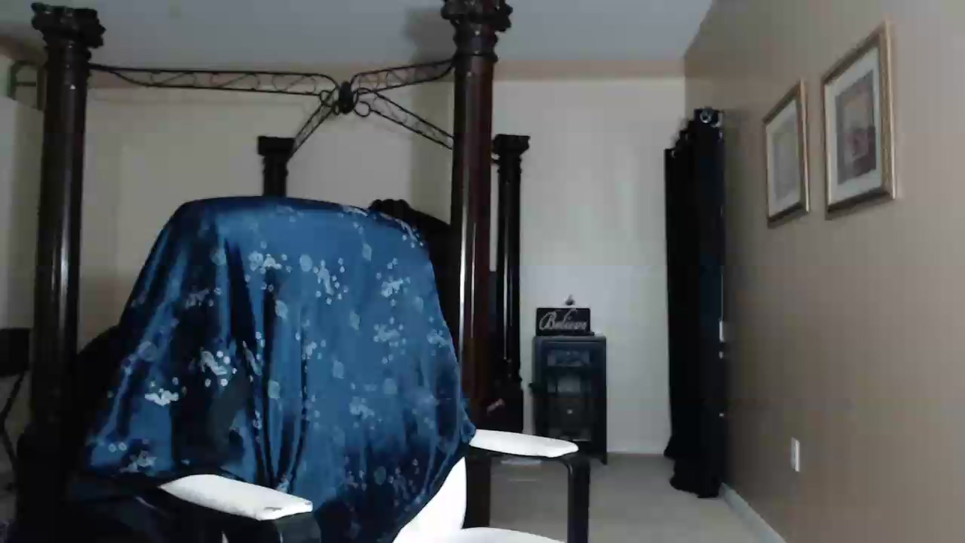 Gallery image thumbnail from Littlekai2030's myfreecams stream on, 05/18/2026, 03:48 image 12 of 20