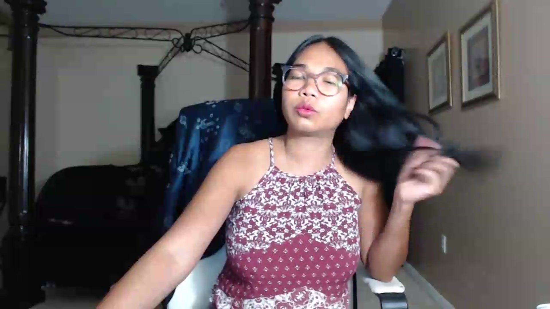 Gallery image thumbnail from Littlekai2030's myfreecams stream on, 05/21/2026, 04:15 image 4 of 20