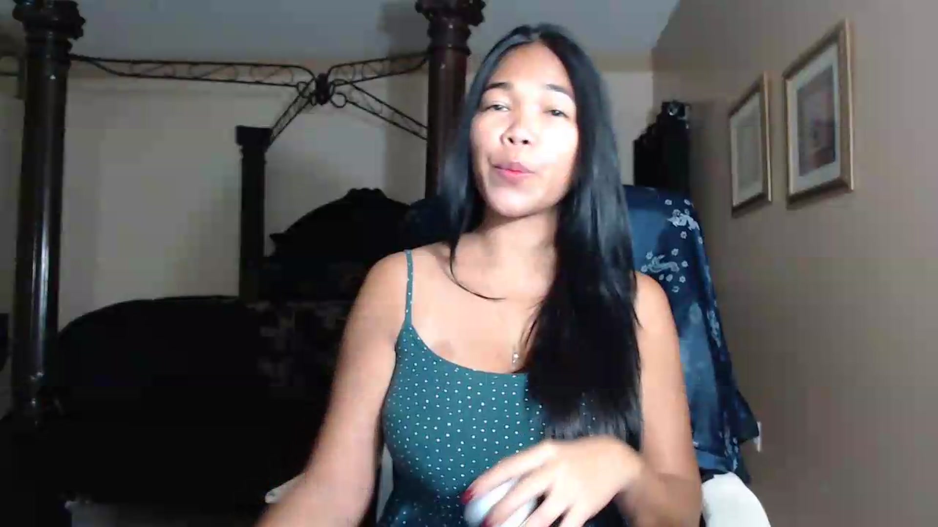 Gallery image thumbnail from Littlekai2030's myfreecams stream on, 05/22/2026, 03:44 image 19 of 20