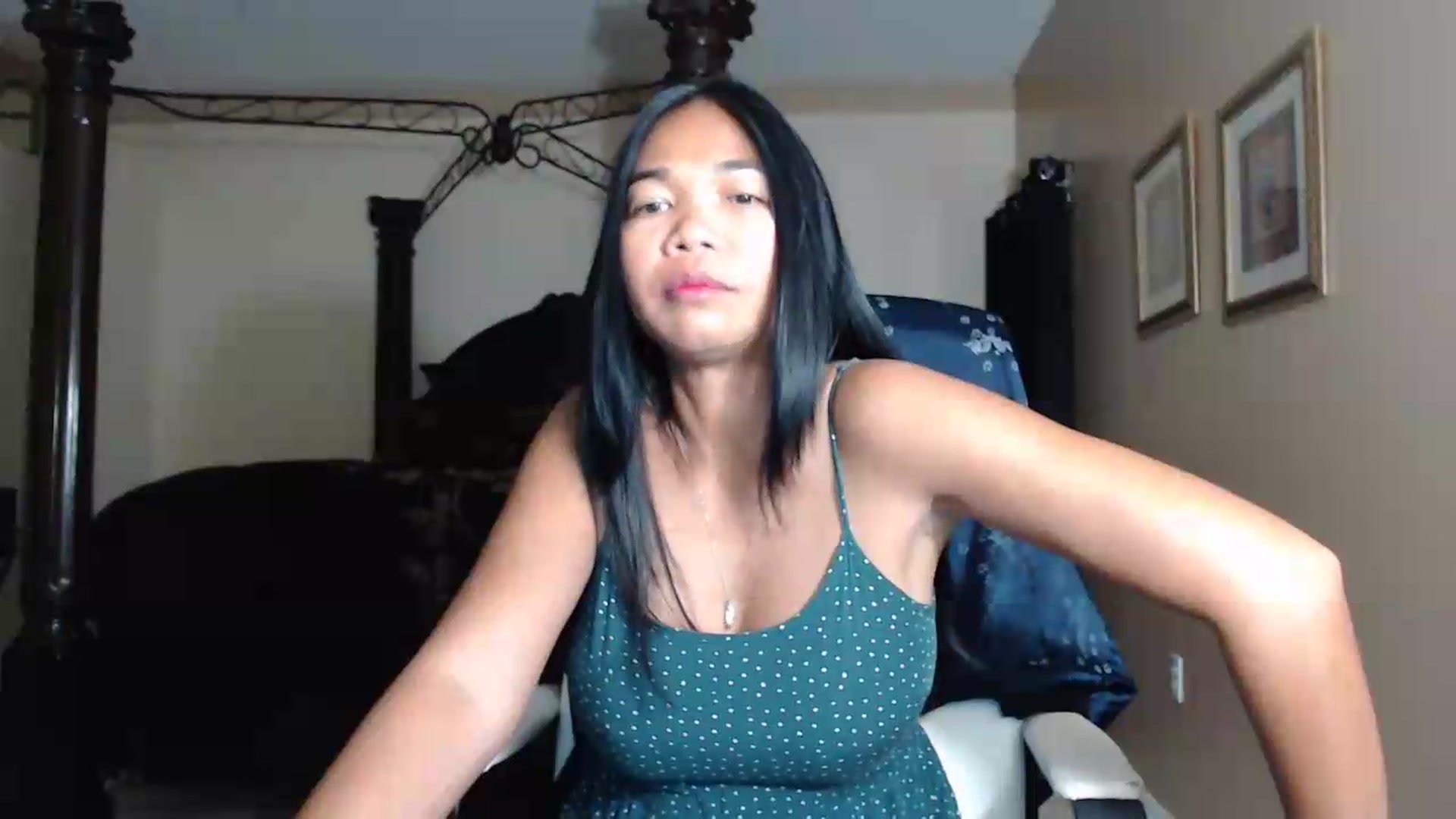 Gallery image thumbnail from Littlekai2030's myfreecams stream on, 05/22/2026, 03:44 image 10 of 20