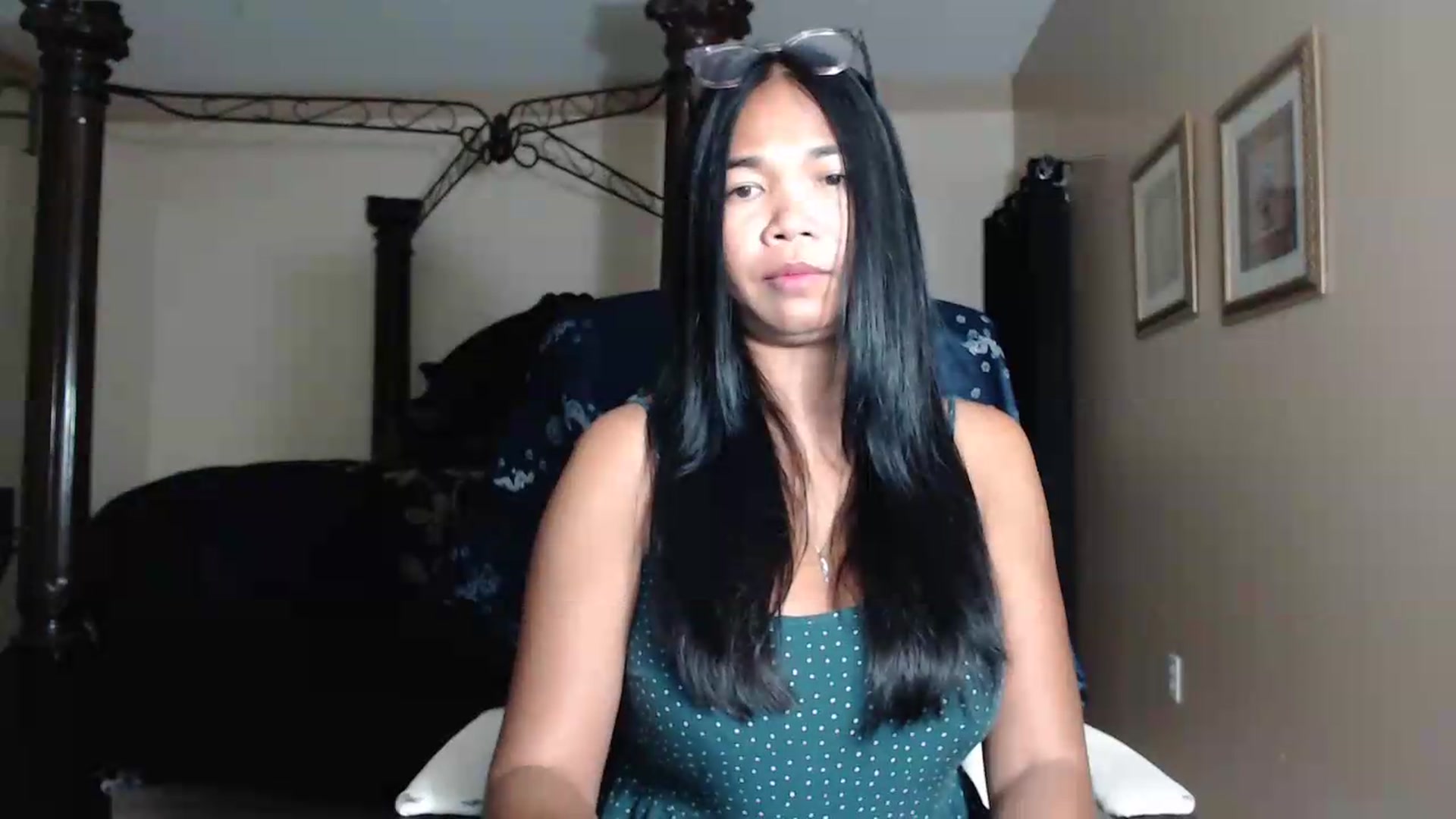 Gallery image thumbnail from Littlekai2030's myfreecams stream on, 05/22/2026, 03:44 image 17 of 20
