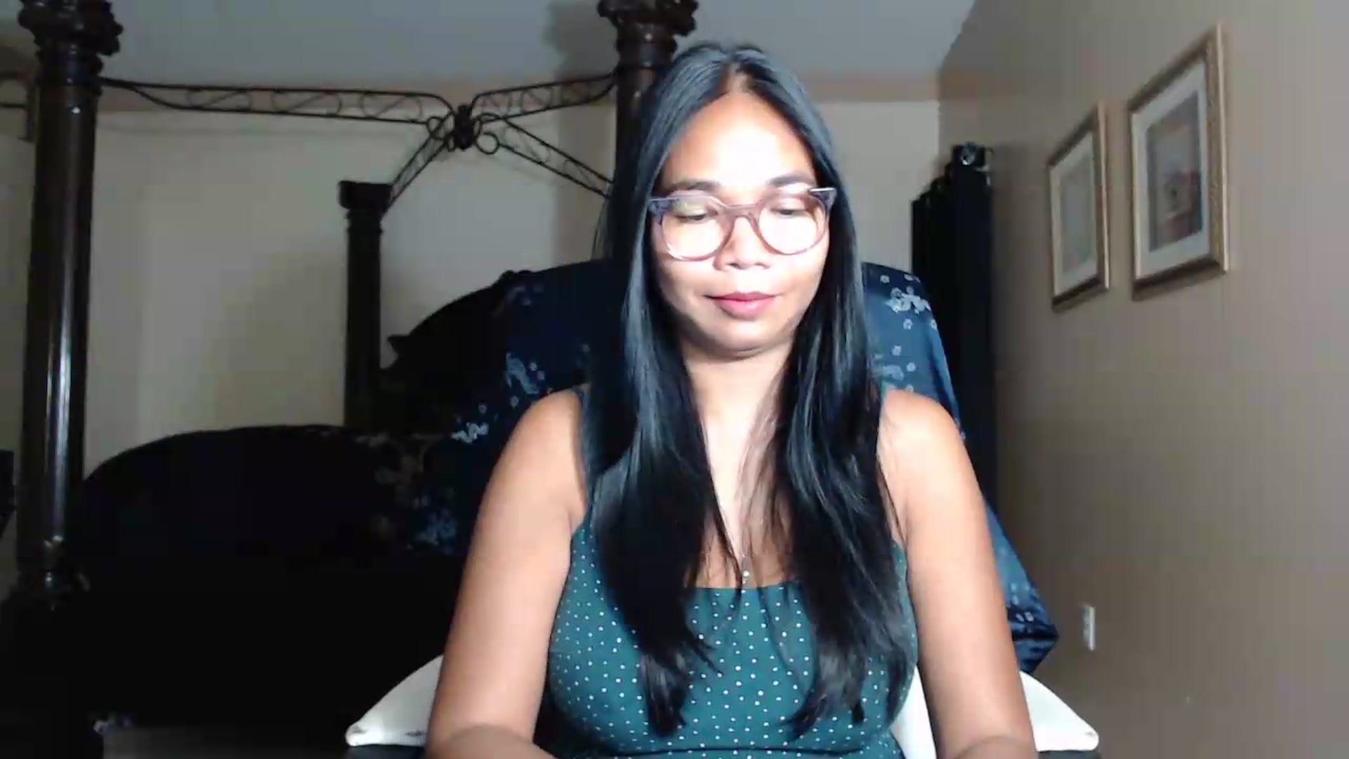 Gallery image thumbnail from Littlekai2030's myfreecams stream on, 05/22/2026, 03:44 image 5 of 20