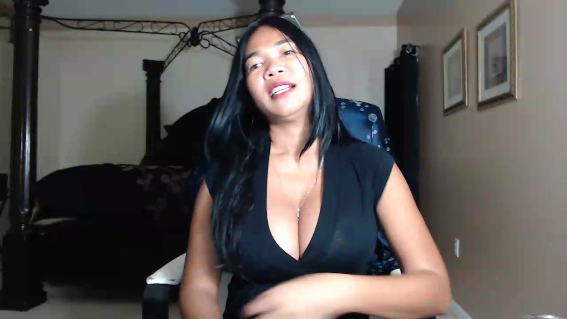 Gallery image thumbnail from Littlekai2030's myfreecams stream on, 05/23/2026, 03:19 image 3 of 20