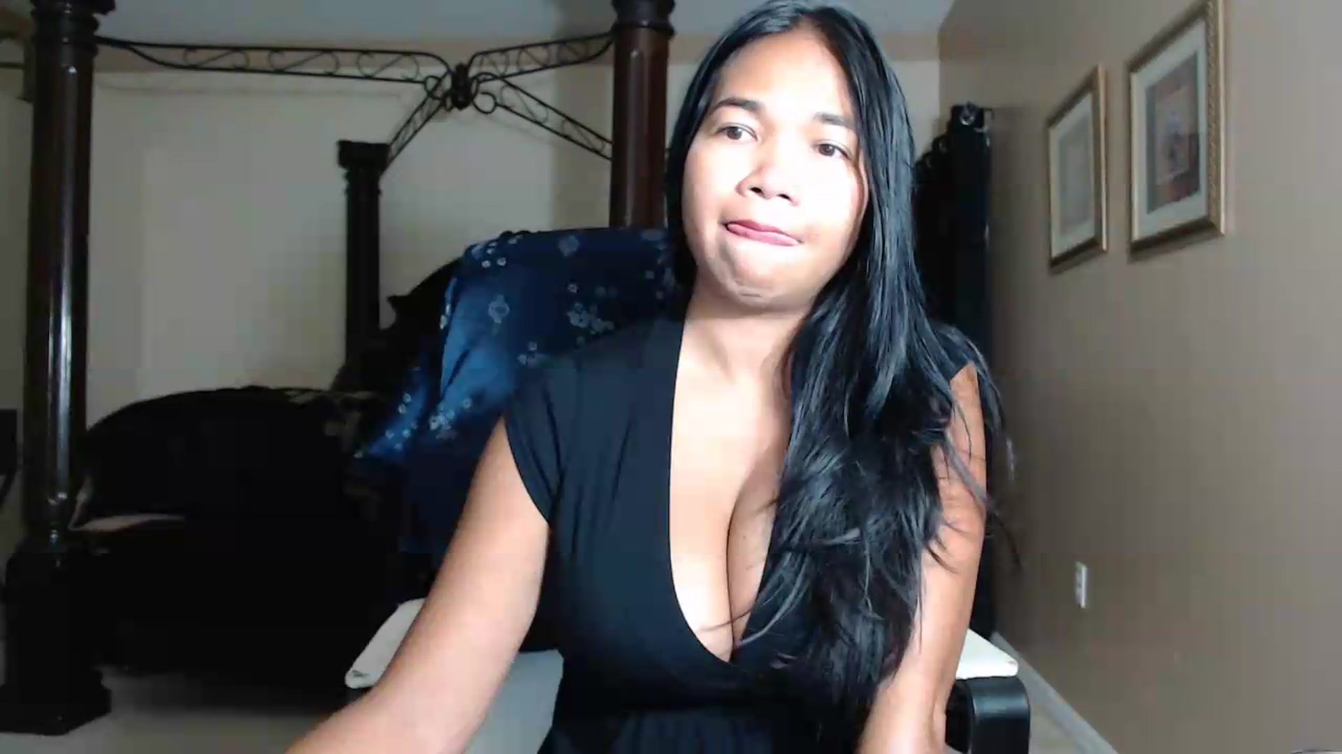 Gallery image thumbnail from Littlekai2030's myfreecams stream on, 05/23/2026, 03:19 image 7 of 20