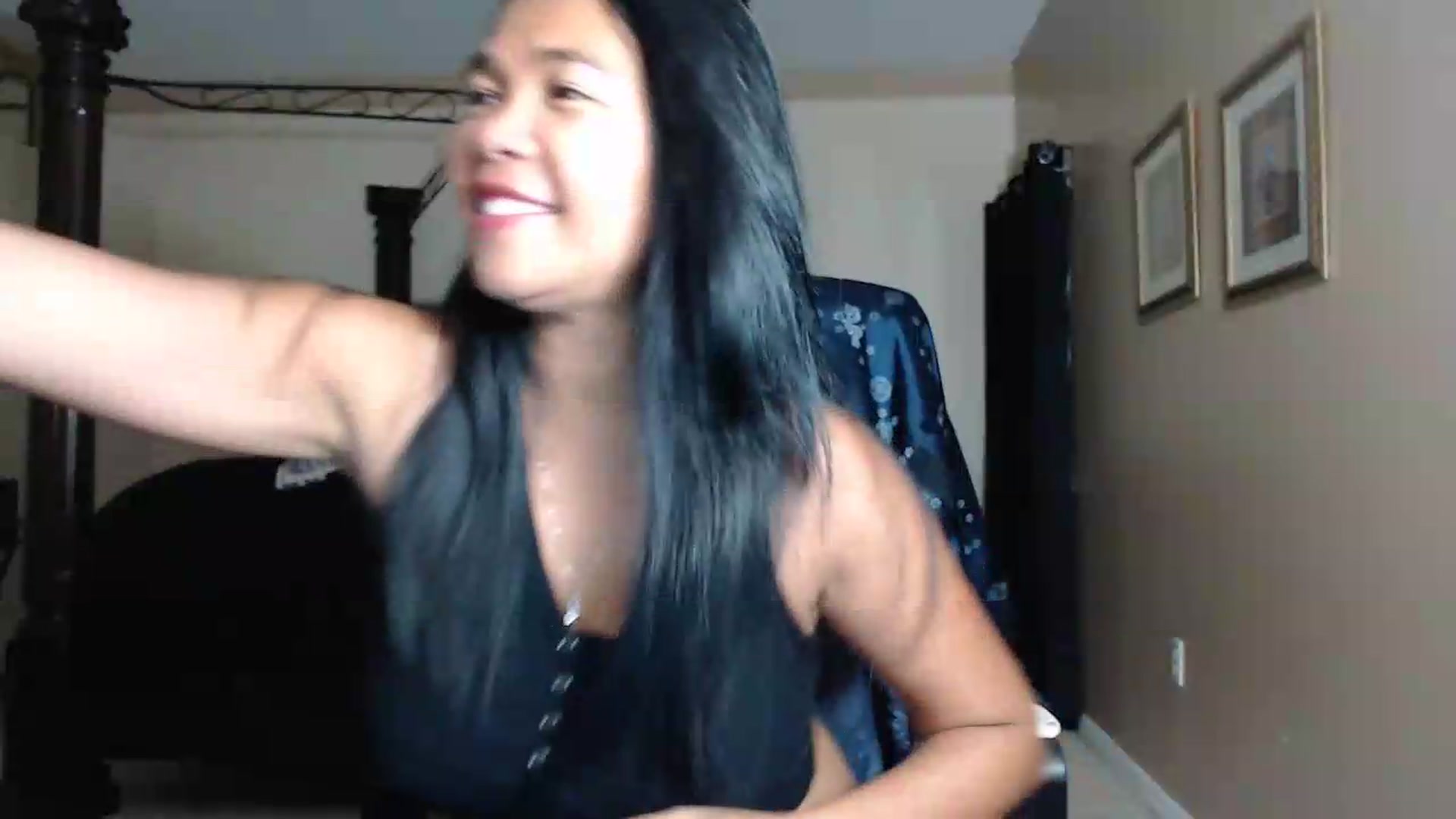 Gallery image thumbnail from Littlekai2030's myfreecams stream on, 05/24/2026, 04:44 image 9 of 20
