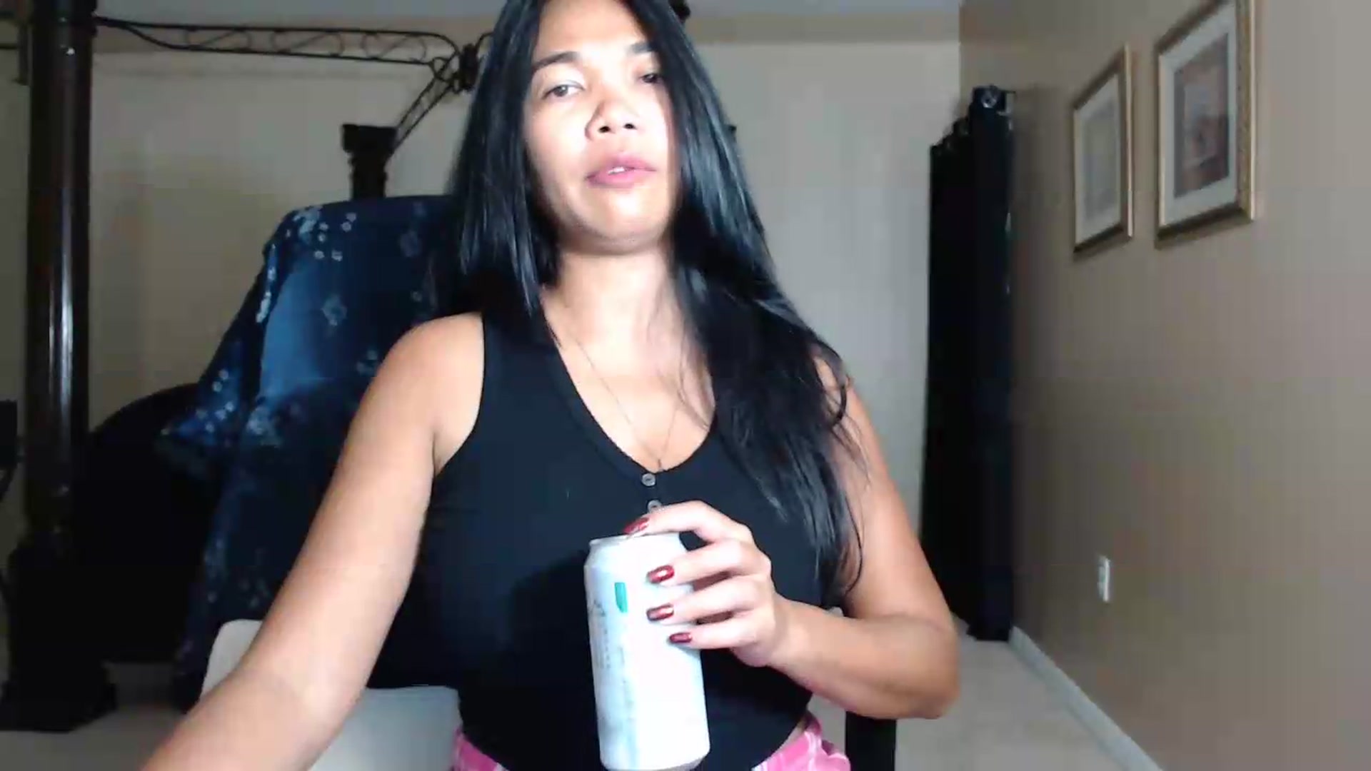 Gallery image thumbnail from Littlekai2030's myfreecams stream on, 05/24/2026, 04:44 image 18 of 20