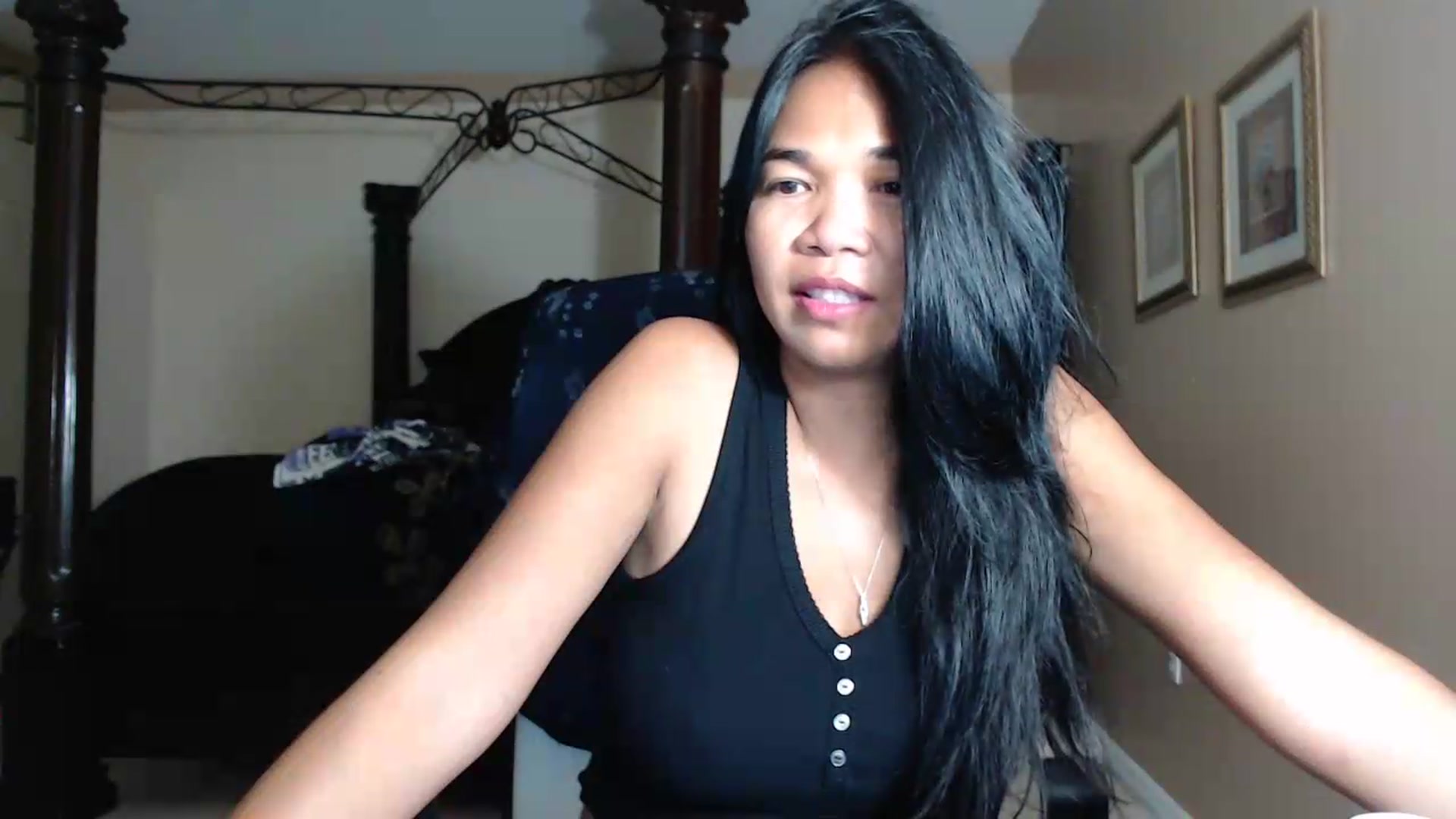 Gallery image thumbnail from Littlekai2030's myfreecams stream on, 05/24/2026, 04:44 image 2 of 20