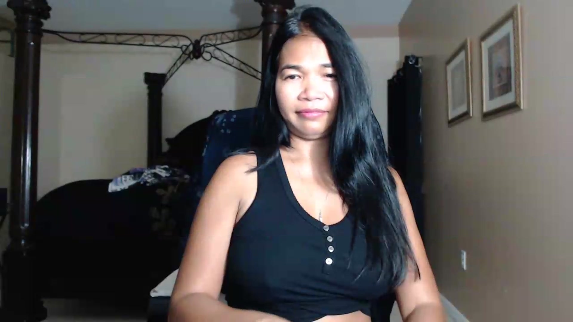 Gallery image thumbnail from Littlekai2030's myfreecams stream on, 05/24/2026, 04:44 image 5 of 20